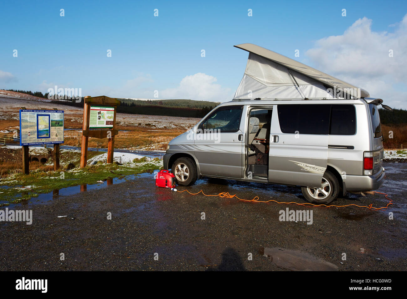 Le camping-car avec le générateur dans les Brecon Beacons, Pays de Galles, Royaume-Uni Banque D'Images