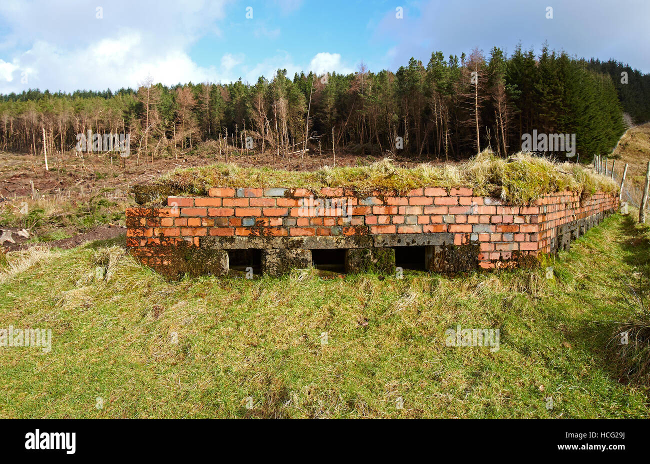 Vieux Bunkers WW2 à la base de Pen Y Fan, Brecon Beacons, South Wales, UK Banque D'Images