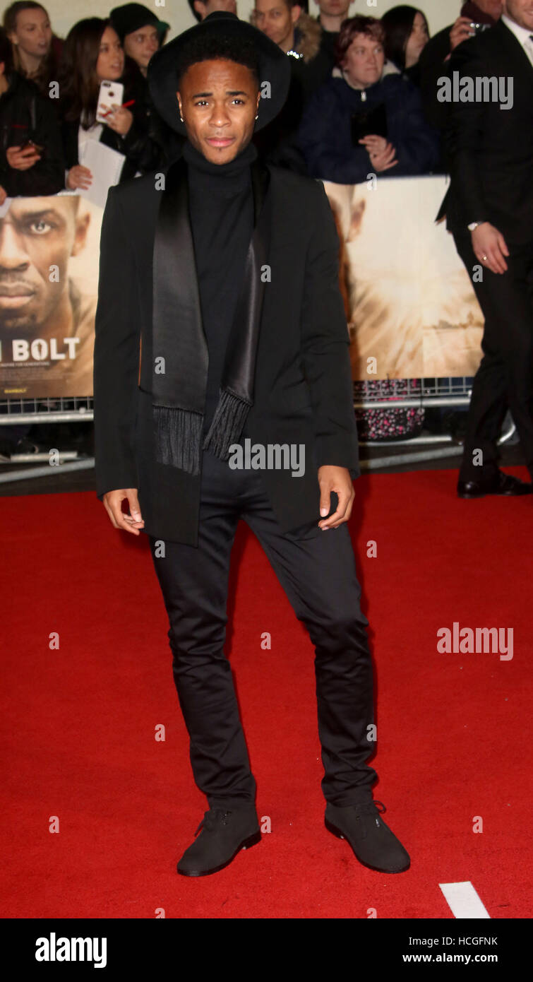 Nov 28, 2016 - Raheem Sterling assister à 'JE SUIS' vis Première mondiale à Odeon Leicester Square à Londres, Angleterre, RU Banque D'Images