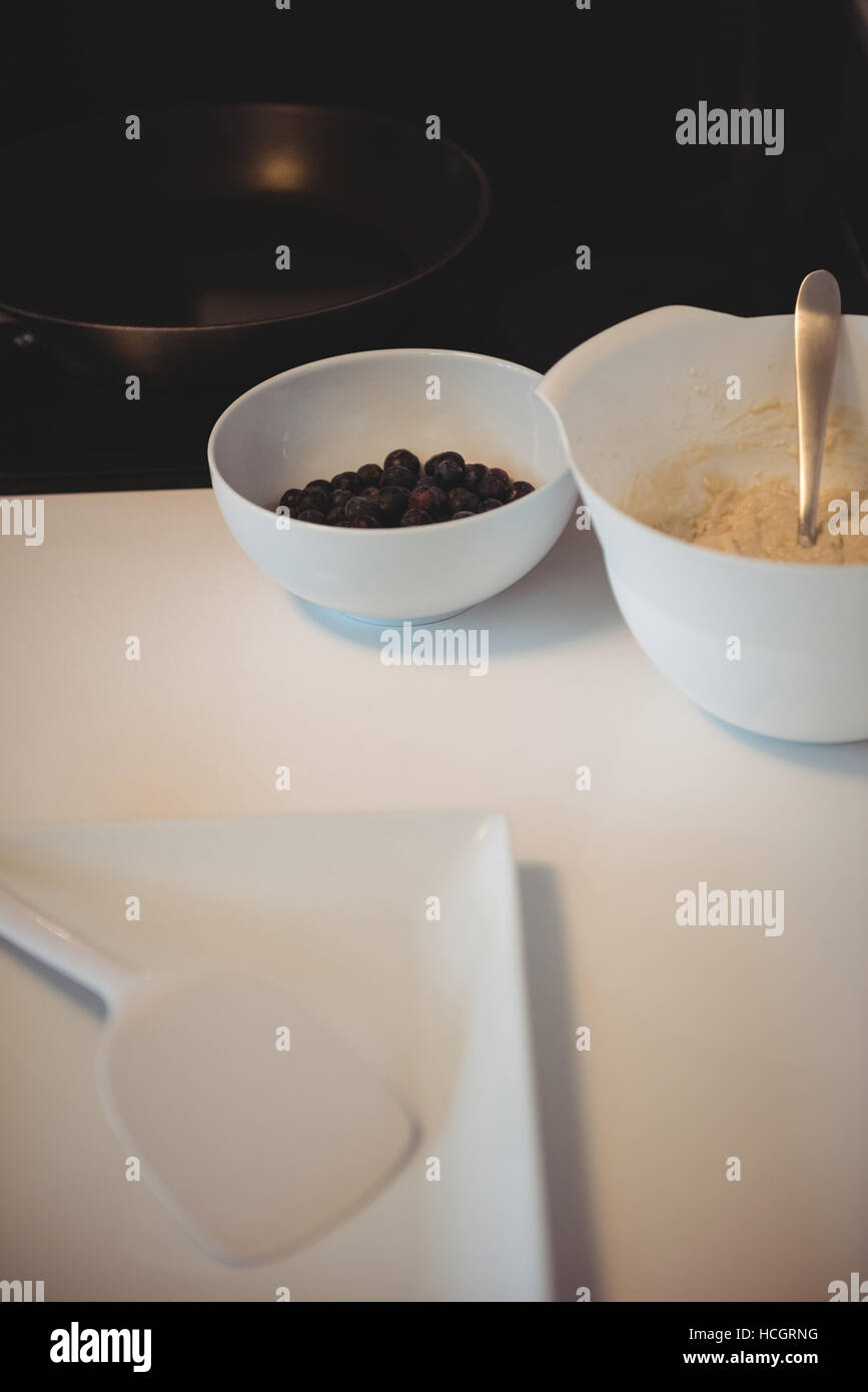 Cookies Ingrédients et ustensiles de cuisine pour la cuisson Banque D'Images