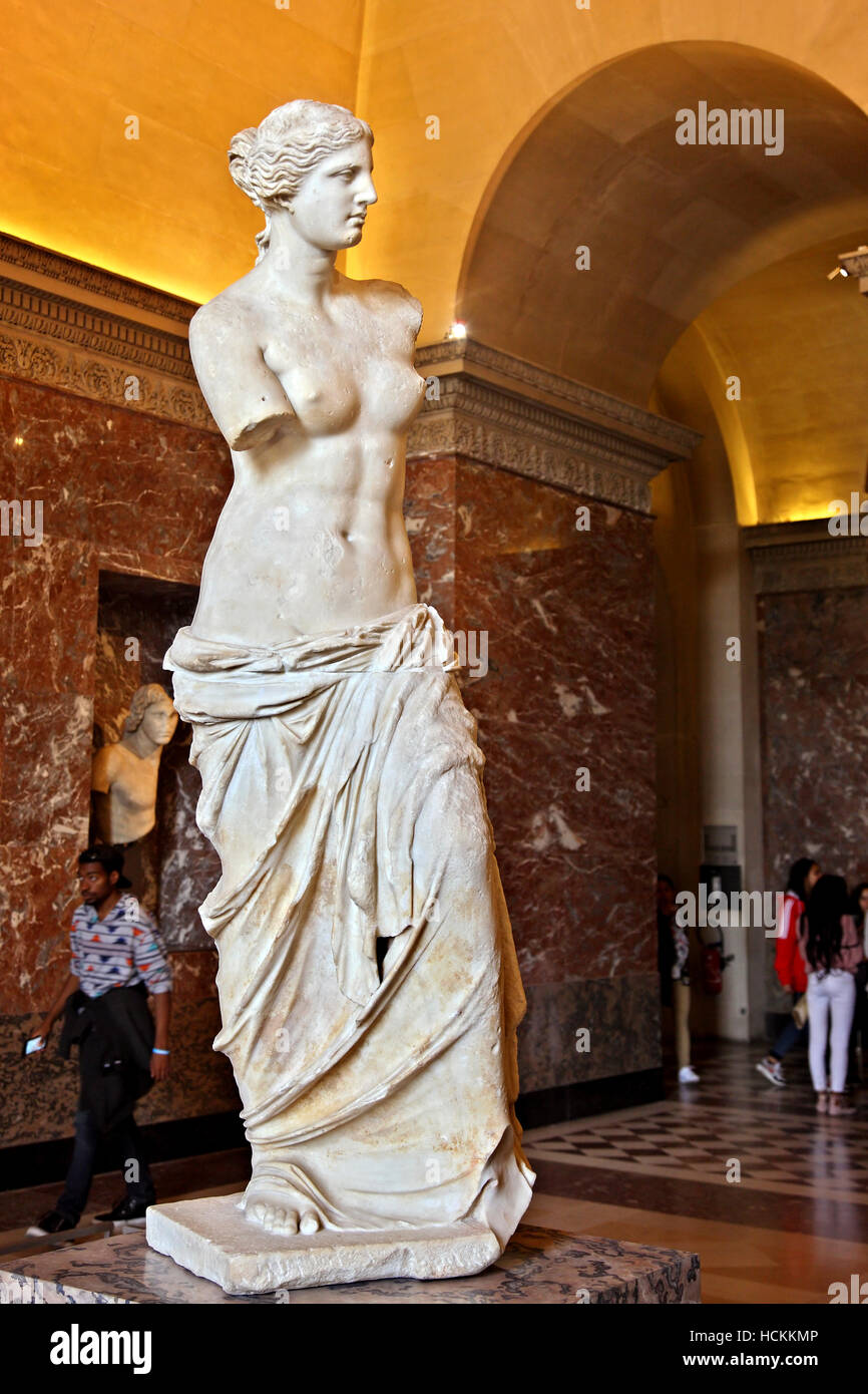 L'Aphrodite de Milo ('Vénus de Milo'), du musée du Louvre, Paris, France. Banque D'Images