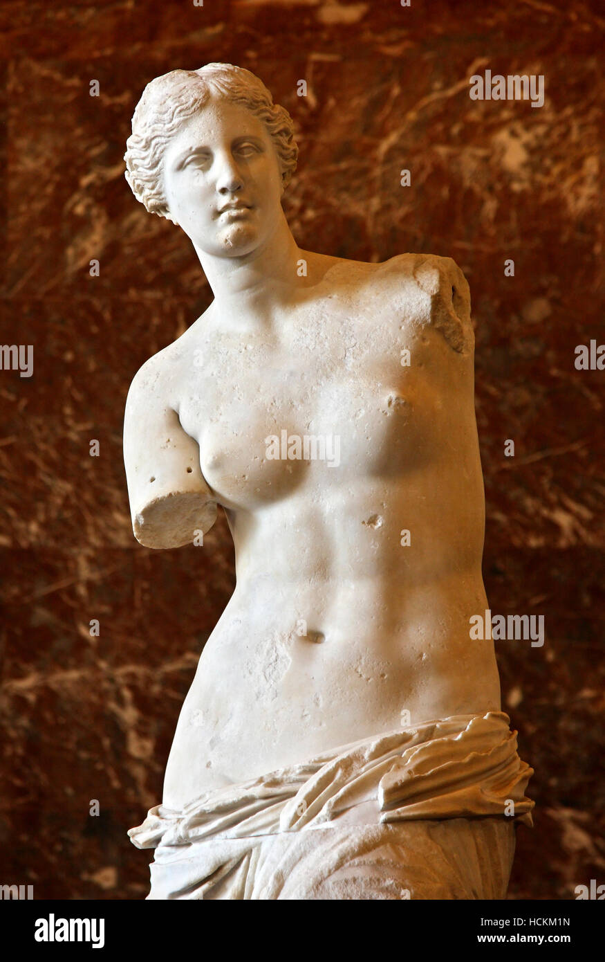 L'Aphrodite de Milo ('Vénus de Milo'), du musée du Louvre, Paris, France. Banque D'Images