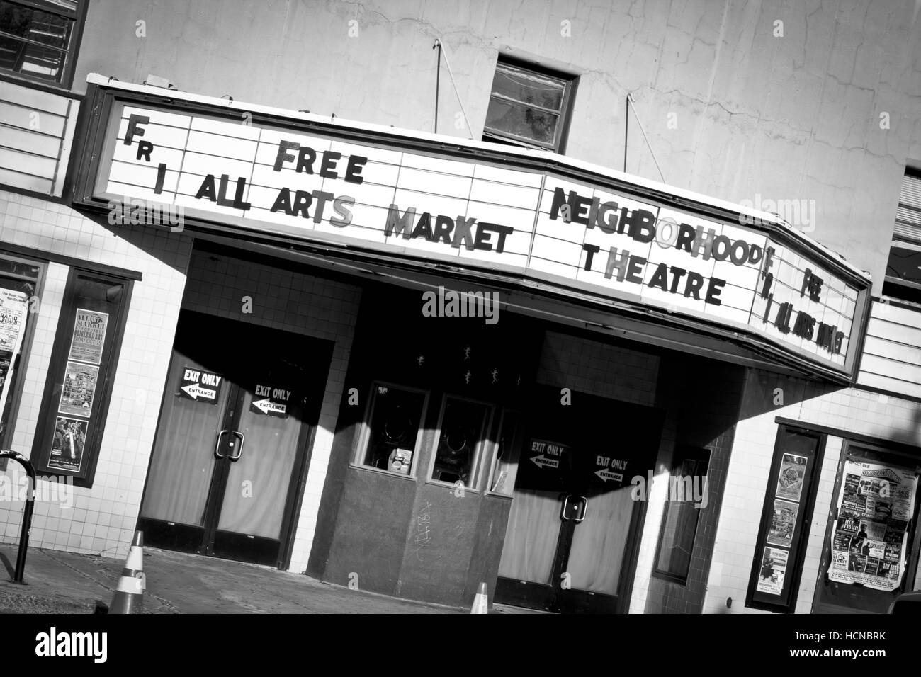 L'ensemble du marché des arts au théâtre de quartier à NoDa, Charlotte, NC Banque D'Images