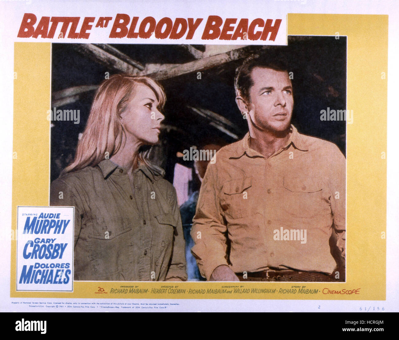 La bataille de Bloody BEACH, à partir de la gauche Dolores Michaels