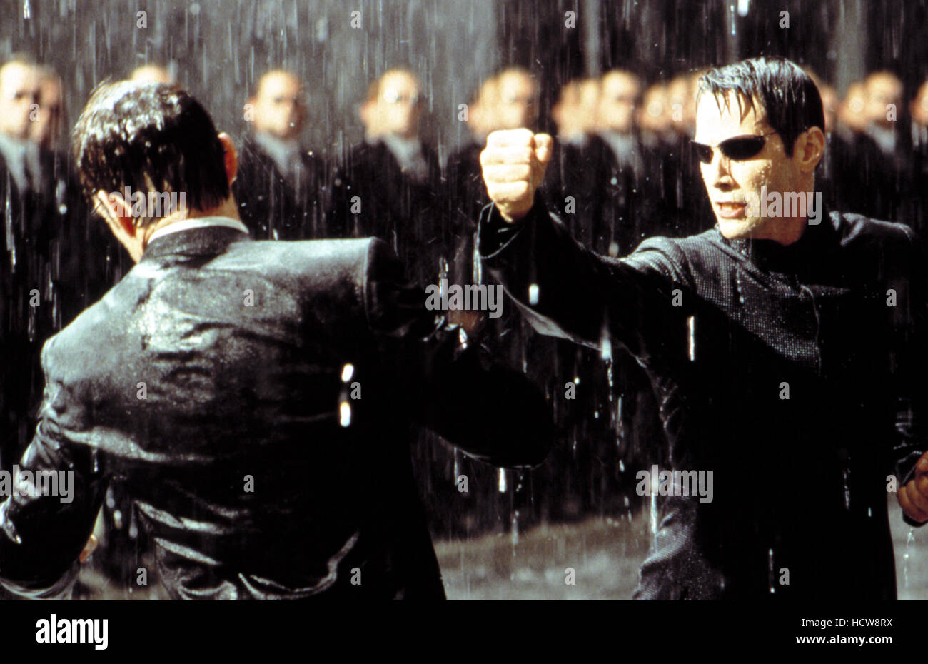 THE MATRIX REVOLUTIONS, Hugo Weaving, Keanu Reeves, 2003, (c) Warner Brothers/avec la permission d'Everett Collection Banque D'Images