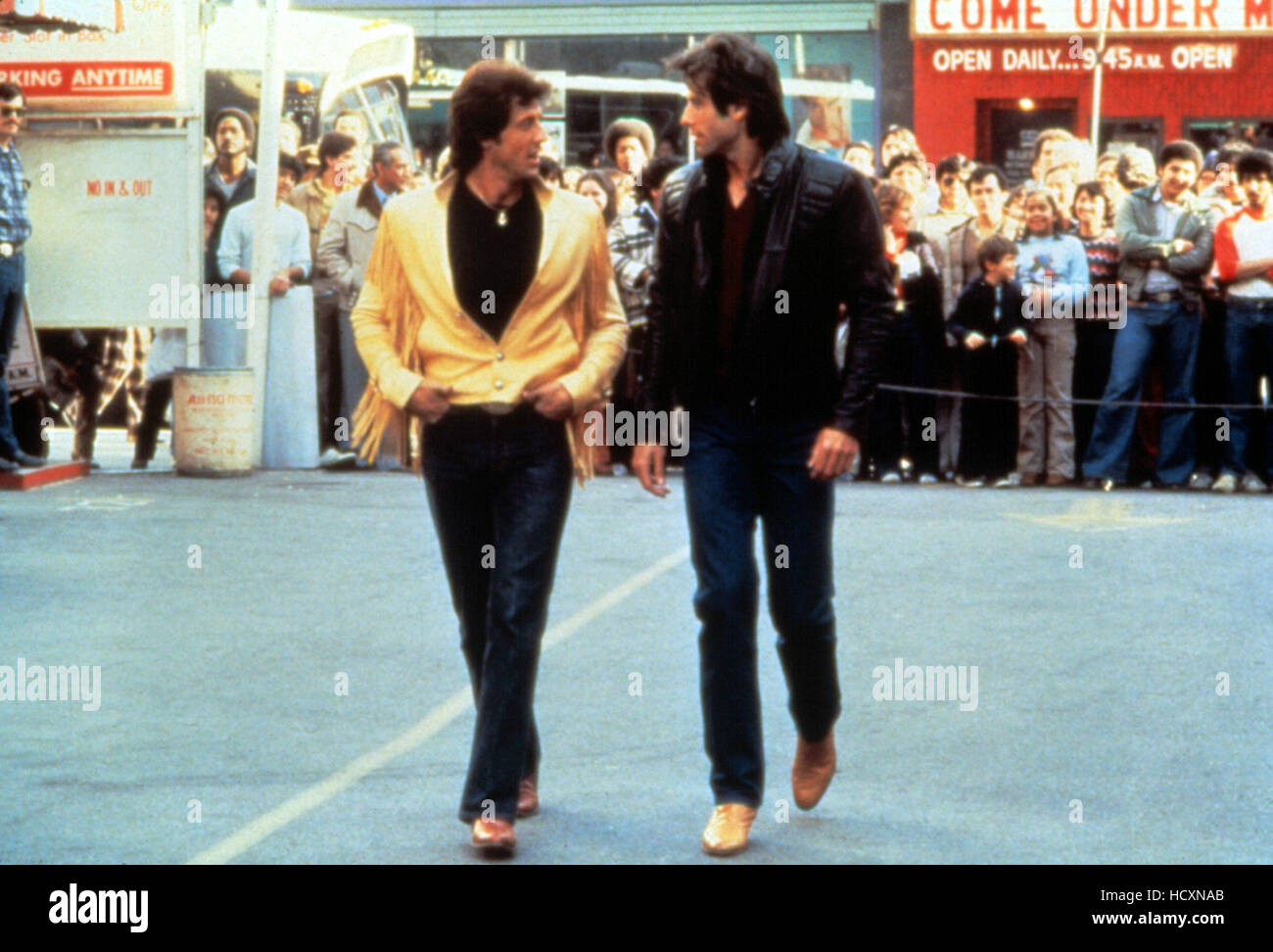 Rester en vie, directeur Sylvester Stallone, John Travolta sur set, 1983, (c) Paramount/avec la permission d'Everett Collection Banque D'Images