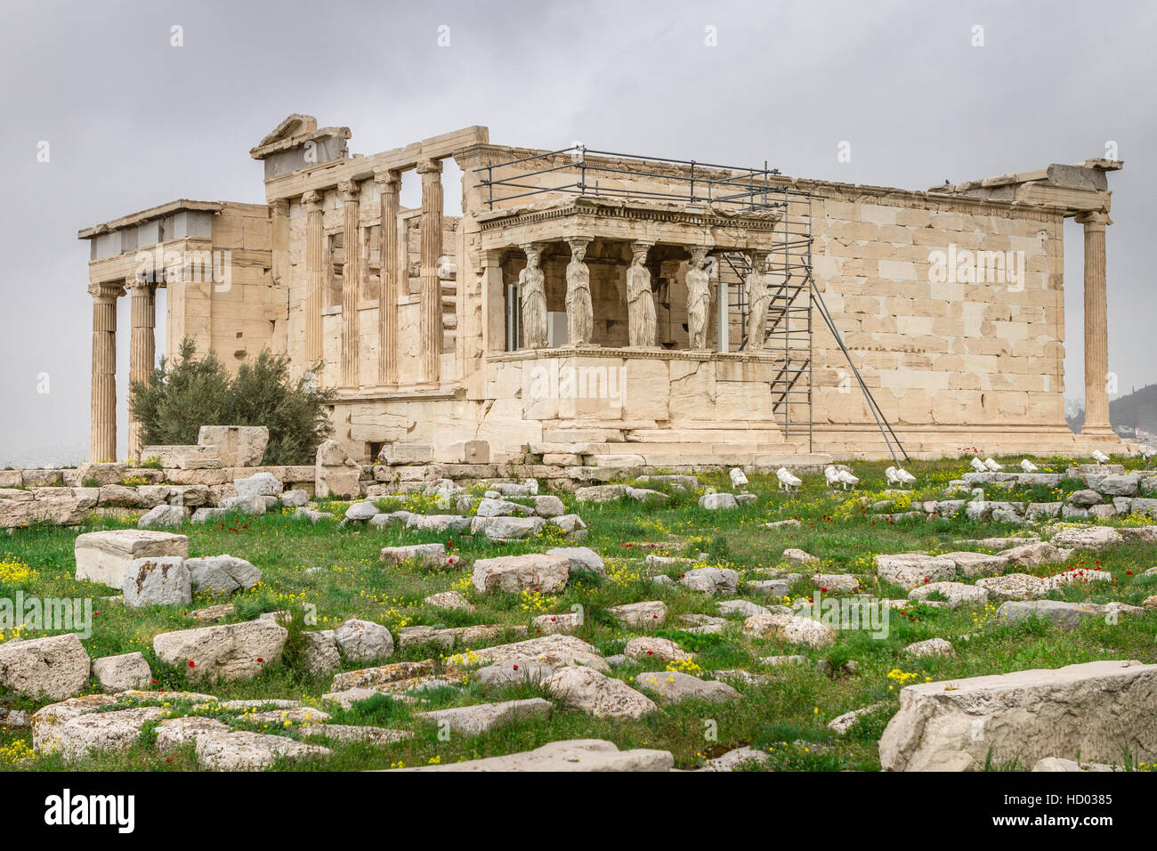 Athènes, Grèce - cariatides à l'Erechtheum du Parthénon à Athènes Grèce Erechtheion Banque D'Images