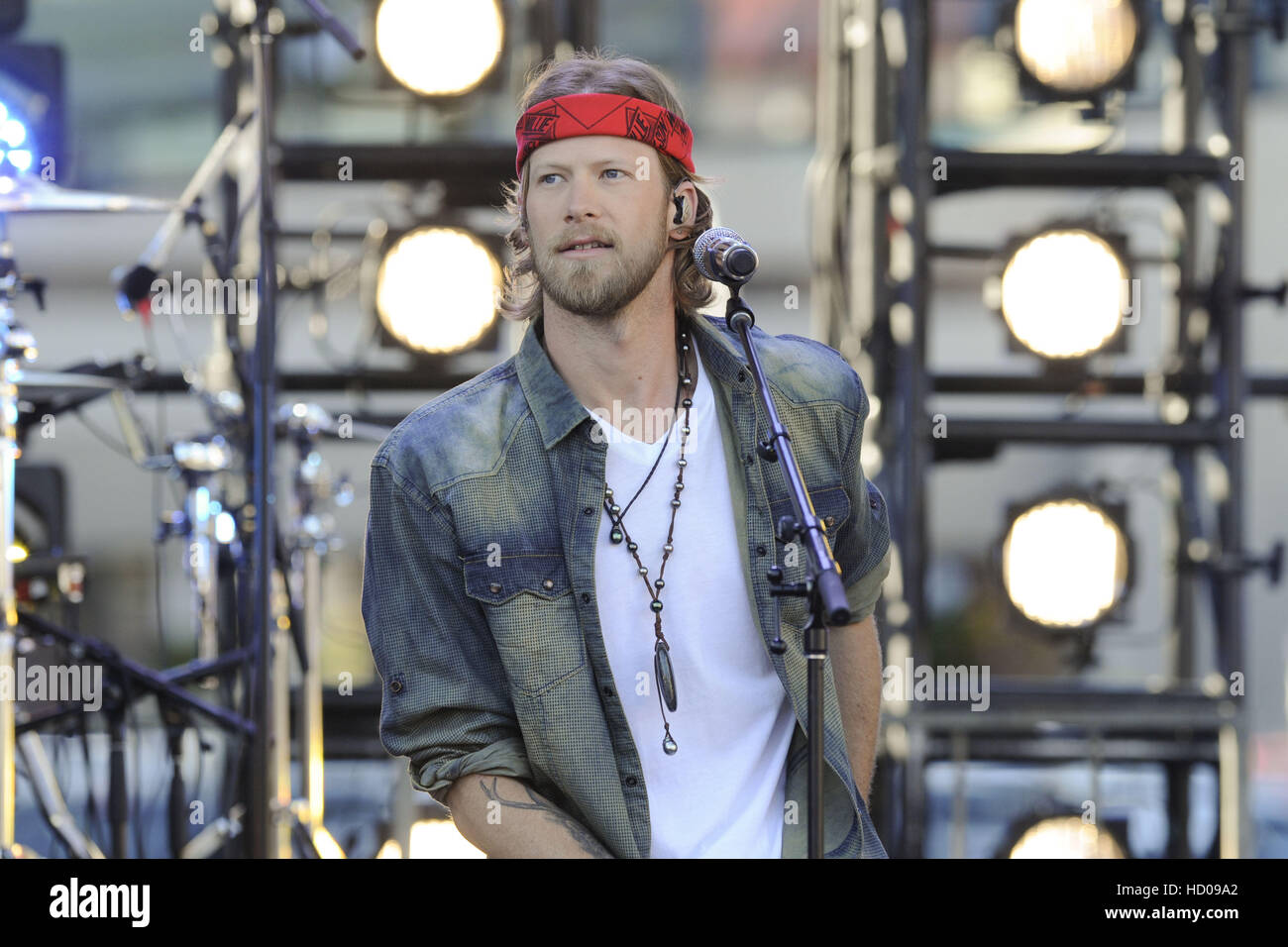 Floride Géorgie Ligne de la performance et de l'entrevue lors de la première de CTV est votre matinée. Avec : Brian Kelley Où : Toronto, Canada Quand : 22 août 2016 Banque D'Images