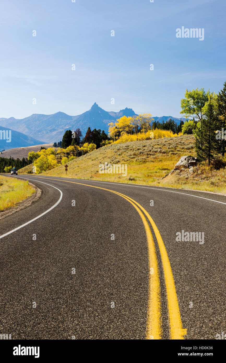 La Beartooth Scenic Byway (Rt. 212) (10 947 Beartooth Pass croix') entre Cooke City, Wyoming, et Red Lodge, Montana, USA Banque D'Images