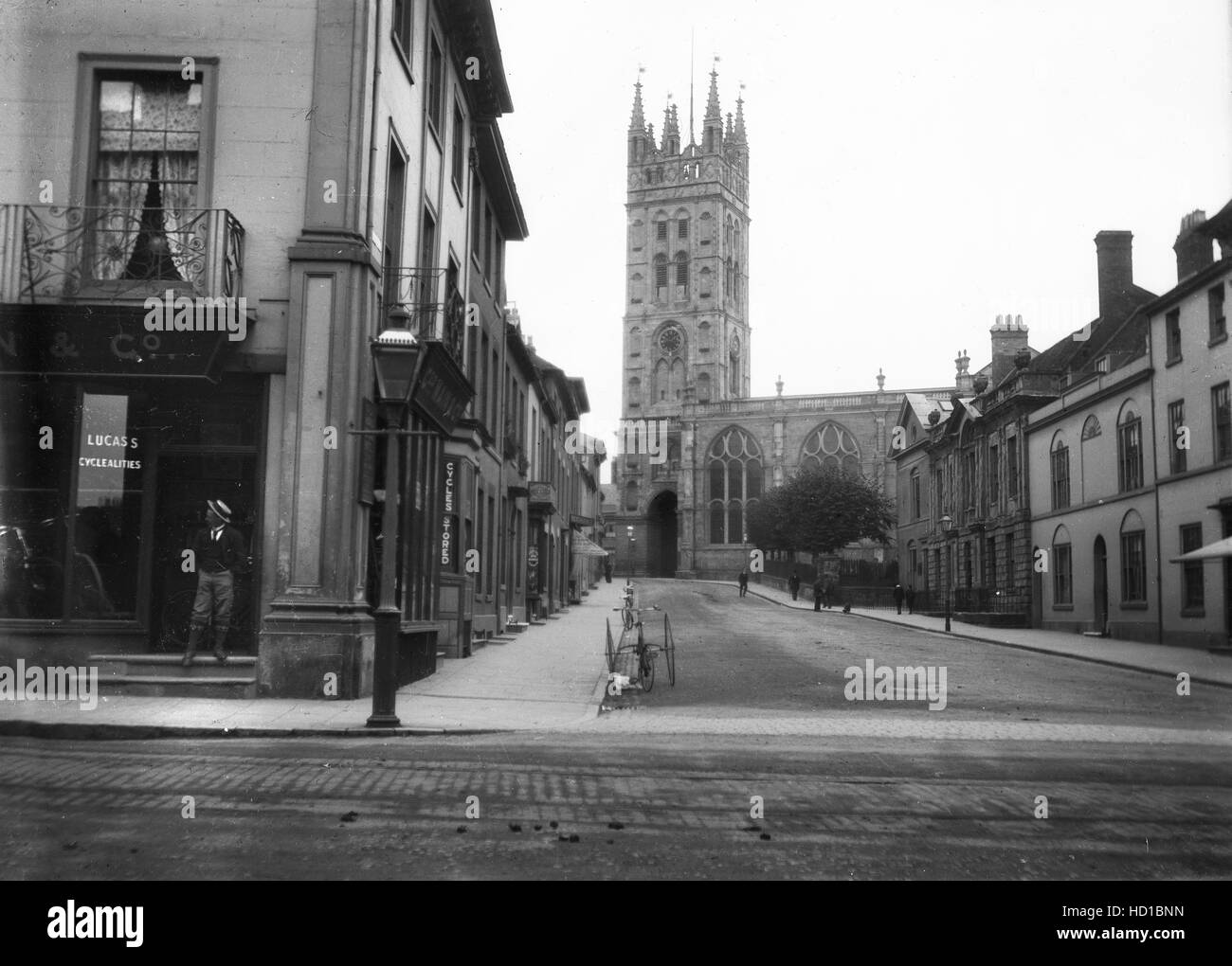Warwick England Uk 1912 La Collégiale de Sainte Marie dans la rue de l'Église. Banque D'Images