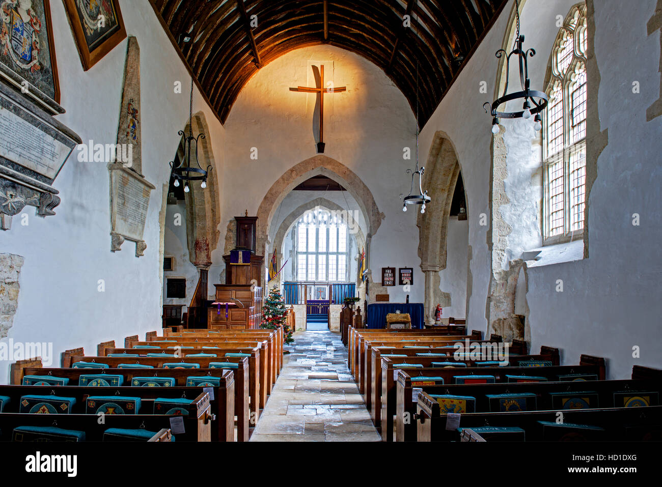 L'intérieur de l'église St Winifred, Branscombe, Devon, Angleterre, Royaume-Uni Banque D'Images