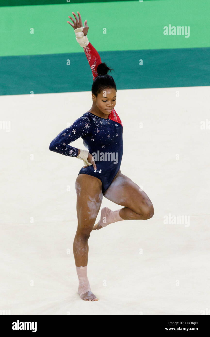 Rio de Janeiro, Brésil. 7 août 2016. Gabrielle Douglas (USA) effectue l'exercice au sol au cours de gymnastique féminine à la qualification olympique 2016 Banque D'Images
