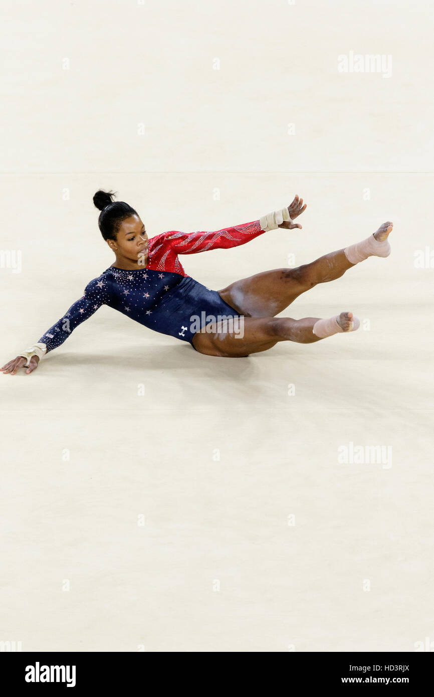 Rio de Janeiro, Brésil. 7 août 2016. Gabrielle Douglas (USA) effectue l'exercice au sol au cours de gymnastique féminine à la qualification olympique 2016 Banque D'Images