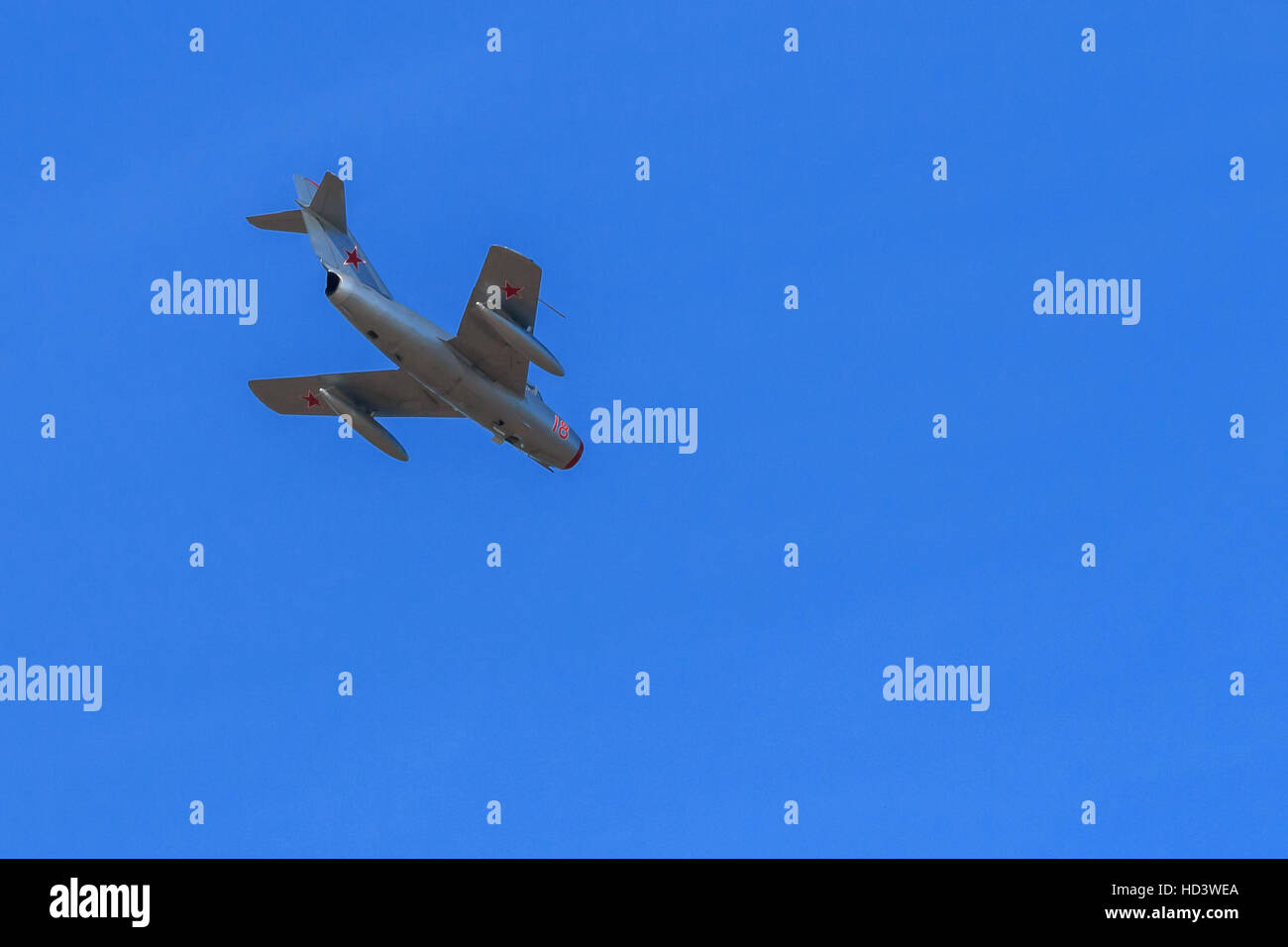 Mikoyan Gourevitch MIG 15 jet de combat de la guerre froide, l'exécution à l'Airshow de Southport Banque D'Images