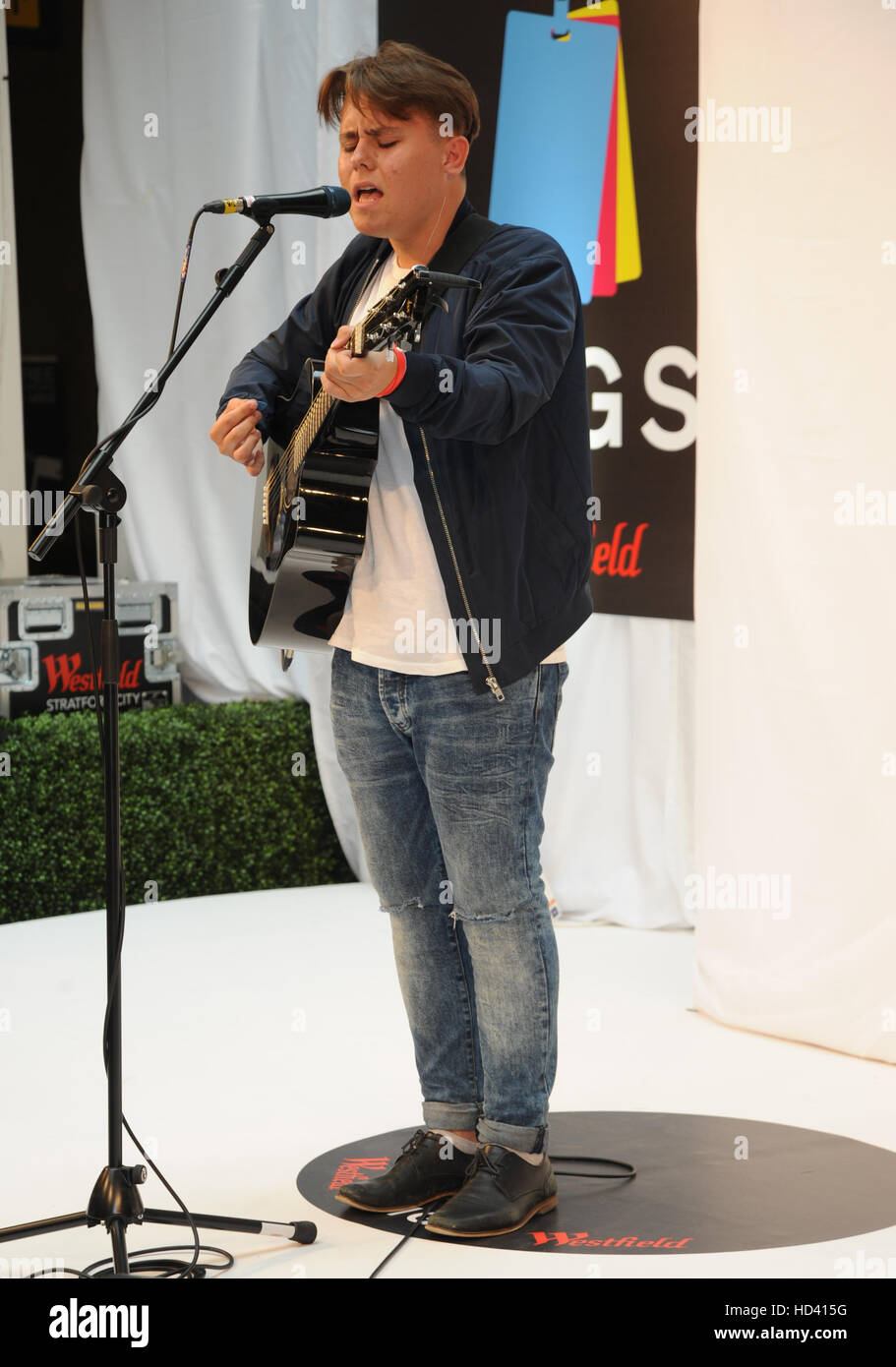Westfield Stratford Concerts grand final comprend : Lewis Smith Où : London, Royaume-Uni Quand : 04 Oct 2016 Banque D'Images