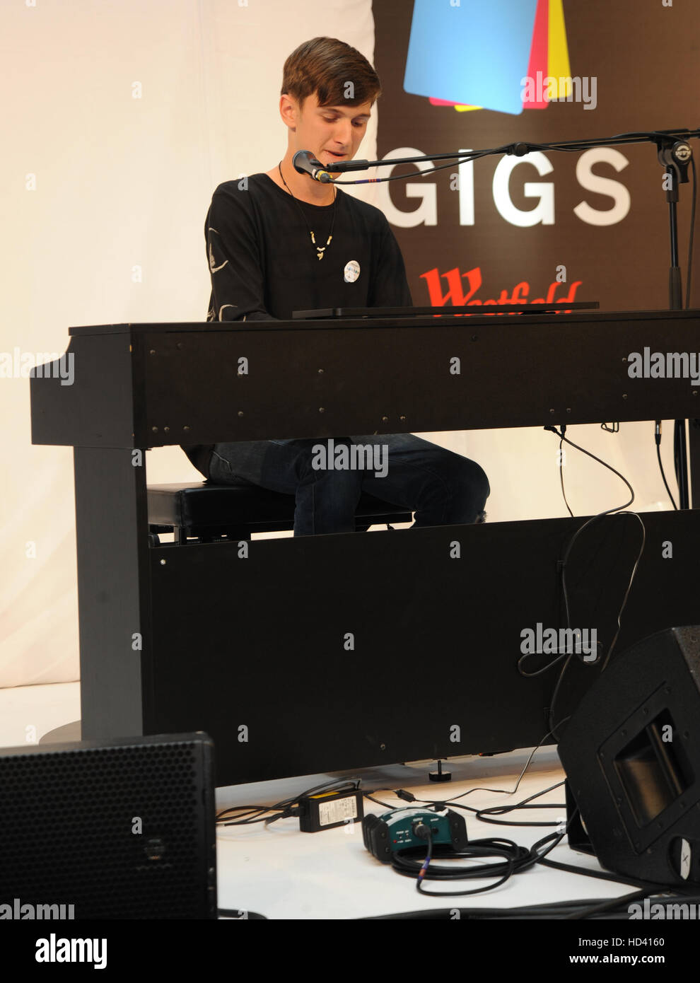 Westfield Stratford Concerts grand final avec : Ethan Smith Où : London, Royaume-Uni Quand : 04 Oct 2016 Banque D'Images