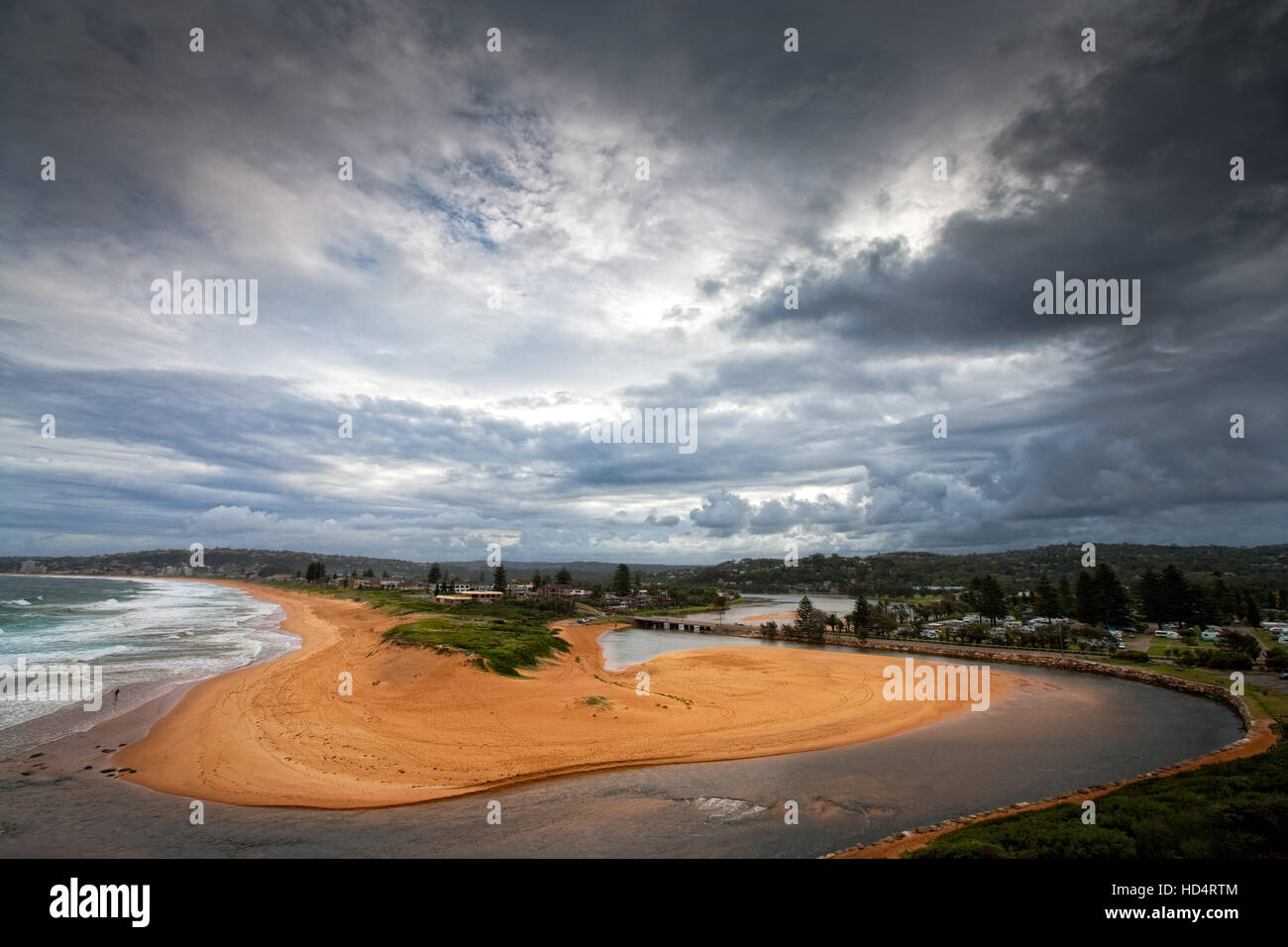 Le temps orageux, Narrabeen têtes,au nord de Sydney. Banque D'Images