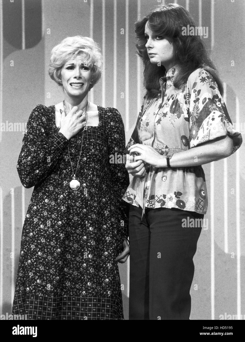 Rire-dans, à partir de la gauche : Joan Rivers, Claire Faulconbridge, 1977 Banque D'Images