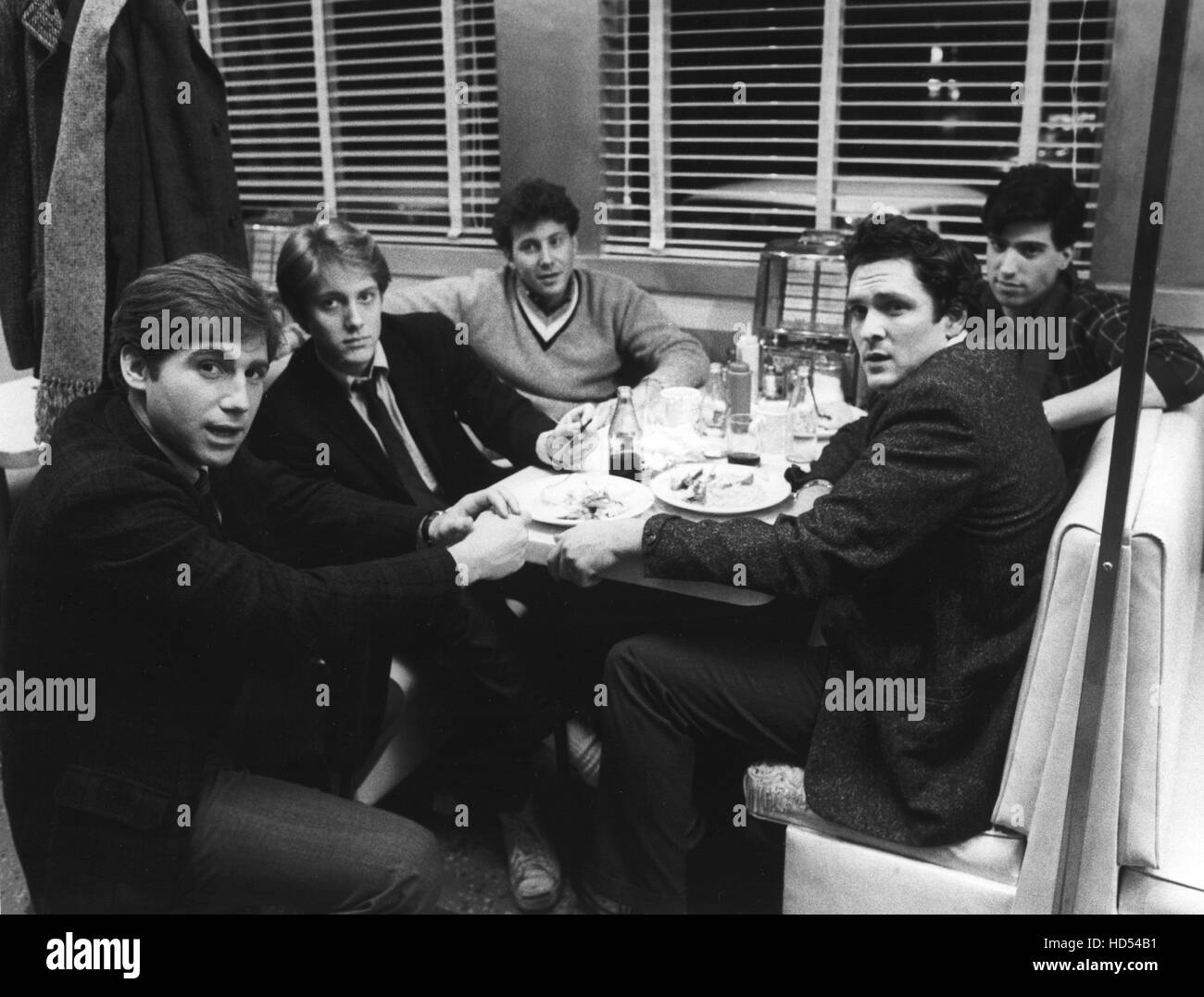 DINER, Mike Binder, James Spader, Paul Reiser, Max Cantor, Michael Madsen, 1983. (C) CBS/avec la DINER, Mike Binder, James Spader, Paul Reiser, Max Cantor, Michael Madsen, 1983. (C) CBS/avec la