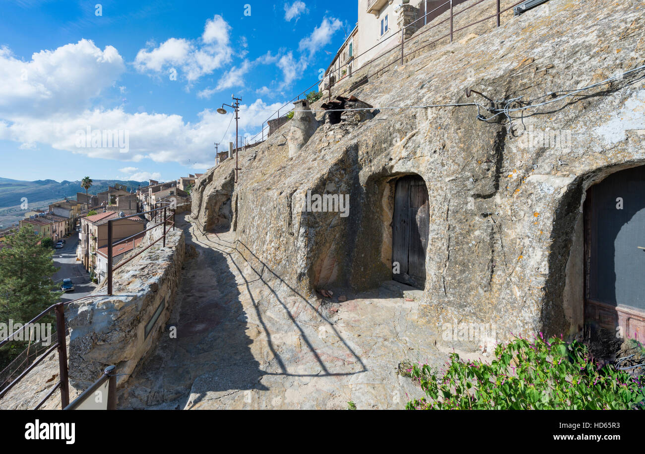 Cliff dwellings, Sperlinga, Sicile, Italie Banque D'Images