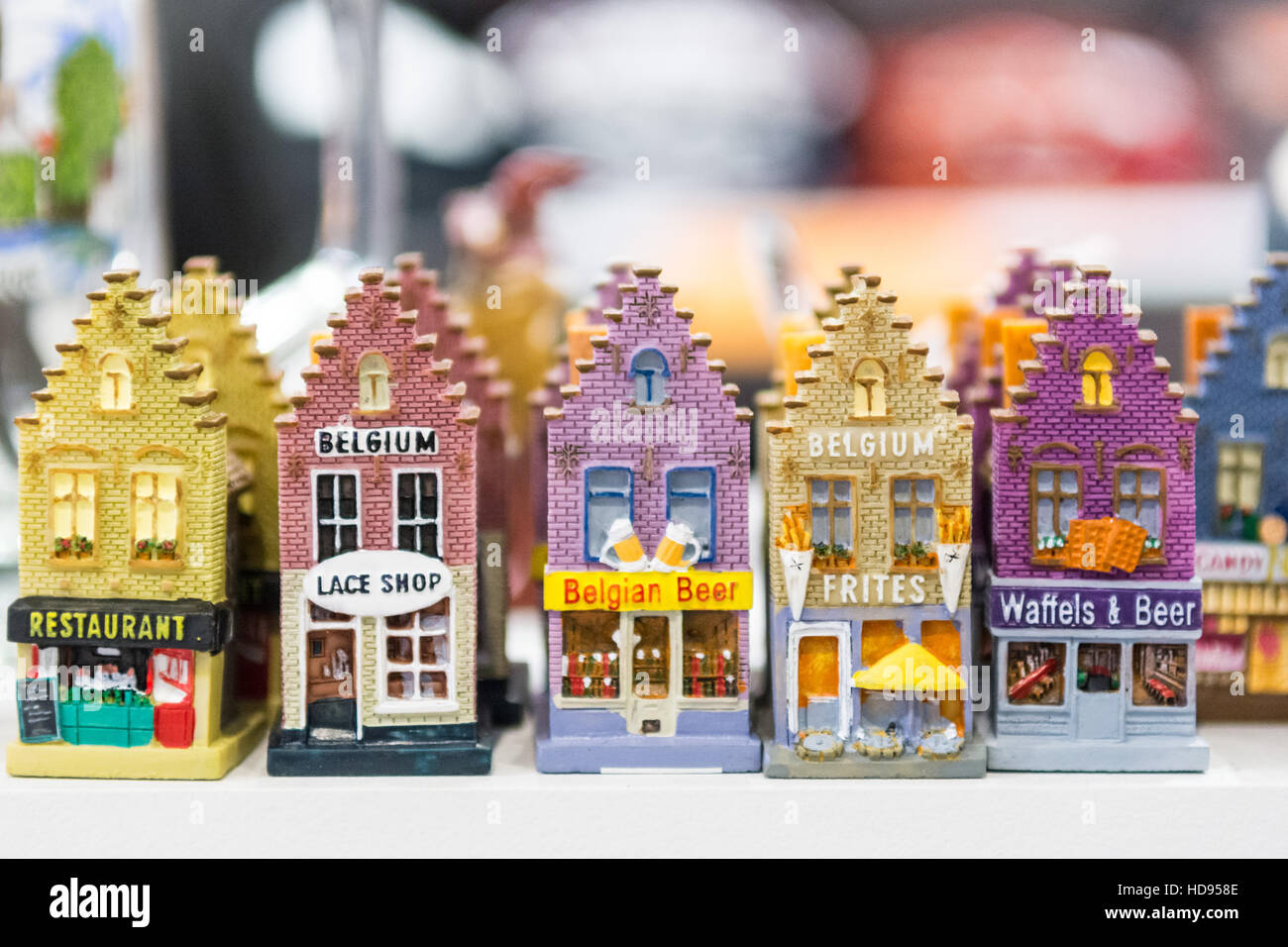 Tourisme Belgique Tourisme Belge - souvenirs - maisons modèles et magasins de vente de bière, de la dentelle, frites, gaufres Banque D'Images