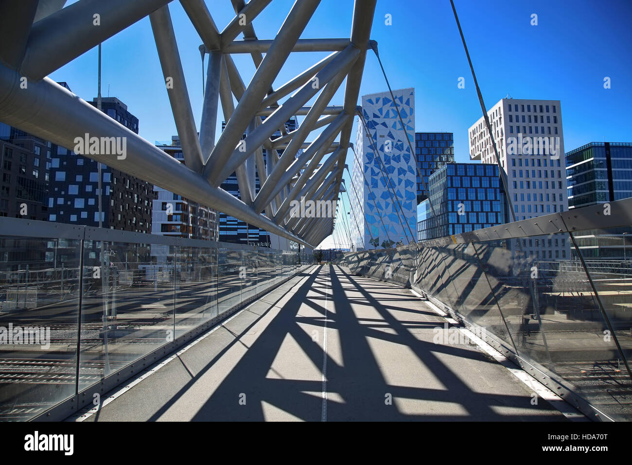 Pont piétonnier Akrobaten à Oslo, Norvège Banque D'Images