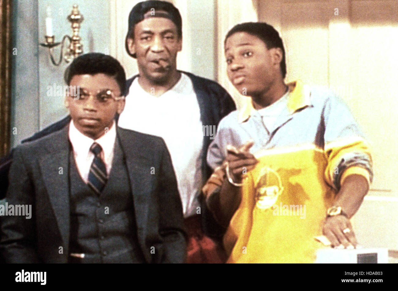 Le Cosby Show, (de gauche) : Carl Anthony Payne II, Bill Cosby,  Malcolm-Jamal Warner, 'Theo's Holiday", (Saison 2, diffusée avr Photo Stock  - Alamy