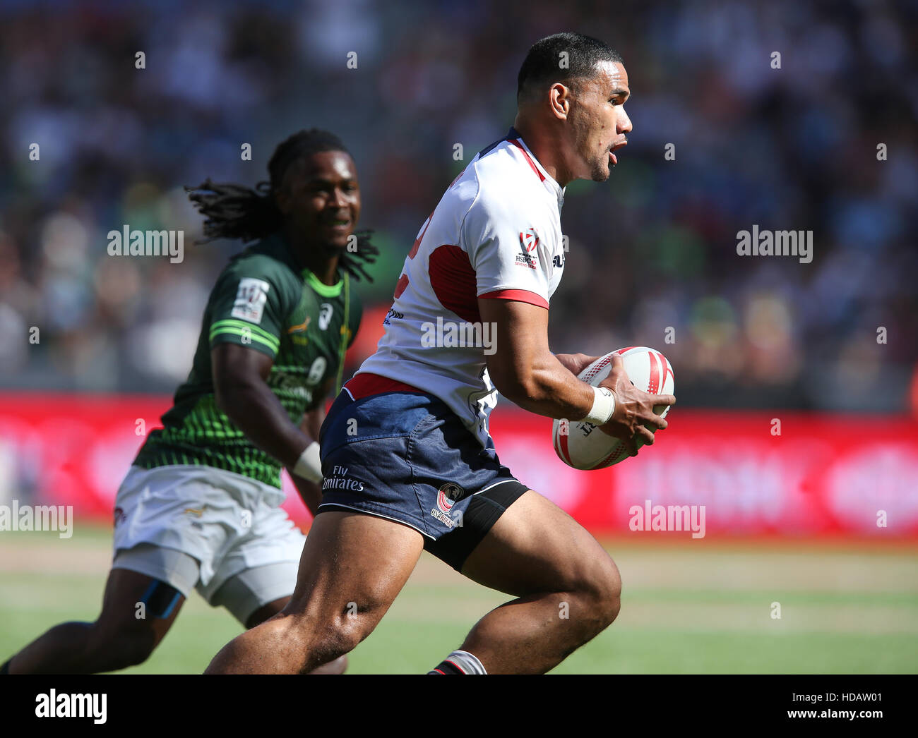 Cape Town, Afrique du Sud. 10 décembre 2016. Martin Iosefo des USA pendant le match entre l'Afrique du Sud et les États-Unis le jour 1 de l'ensemble HSBC Cap 7's rugby tournoi se déroulant à Cape Town Stadium les 10 et 11 décembre 2016. Credit : Roger Sedres/Alamy Live News Banque D'Images