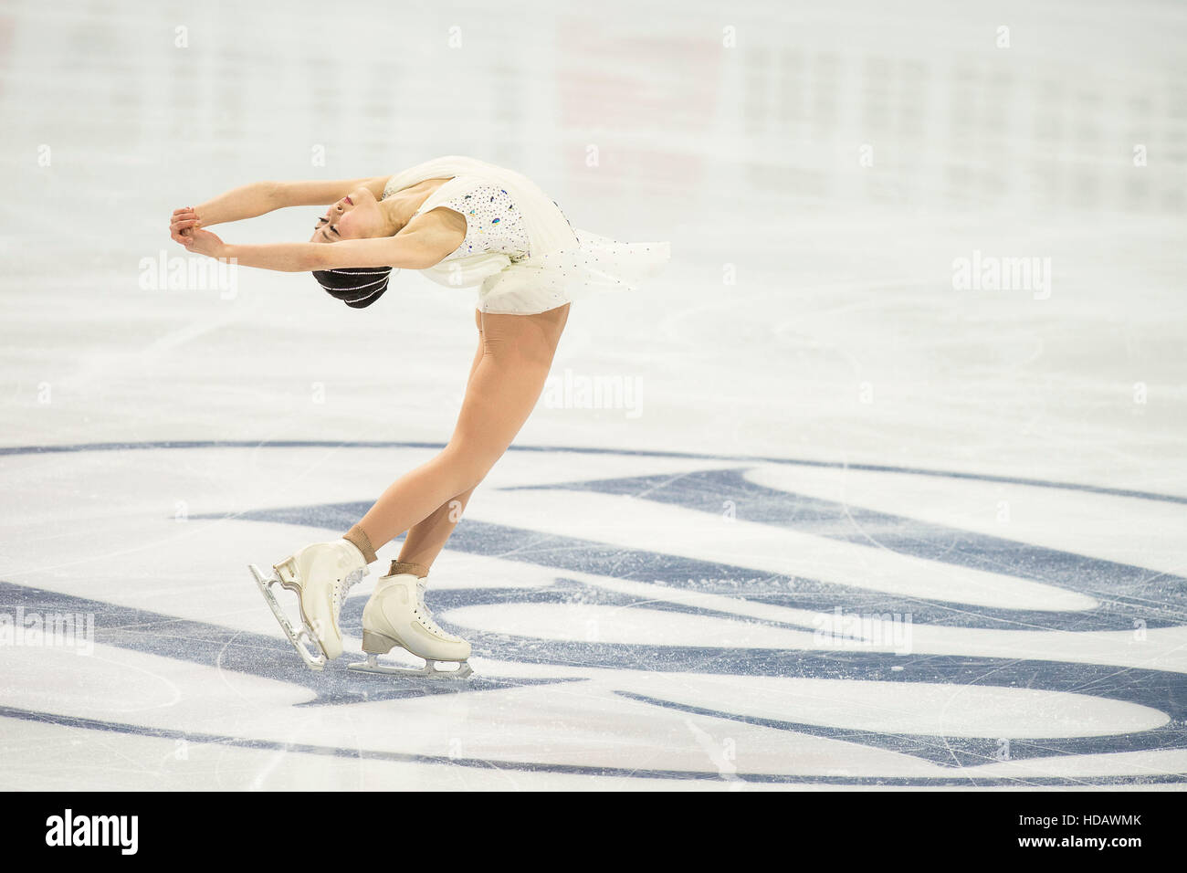 Satoko Miyahara (JPN), le 10 décembre 2016 - Patinage Artistique : Satoko Miyahara du Japon en concurrence dans les Dames de patinage libre durant la ISU Grand Prix of Figure Skating Final 2016 au Palais Omnisports Marseille Grand-Est à Marseille, France. (Photo par Enrico Calderoni/AFLO SPORT) Banque D'Images