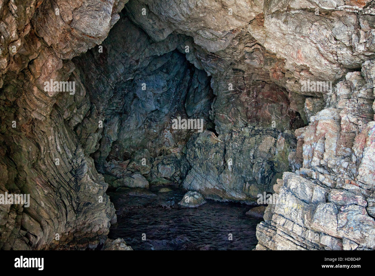 Cave dans une falaise près de Marmaris, Turquie Banque D'Images