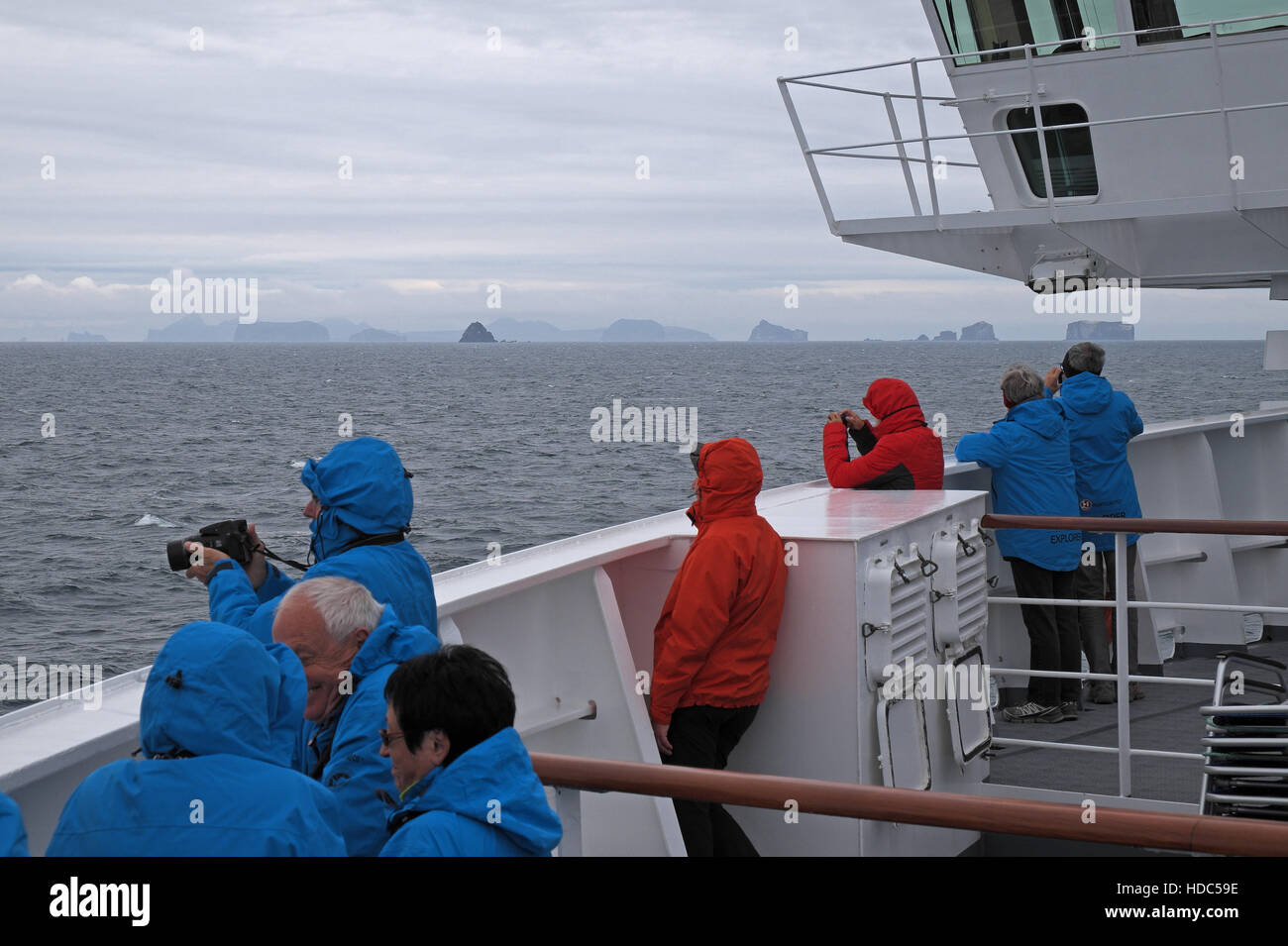 Reste de l'activité volcanique formé îles de l'archipel vestmannaeyjar sur la ligne de la crête de Reykjanes, le sud de l'Islande. Banque D'Images