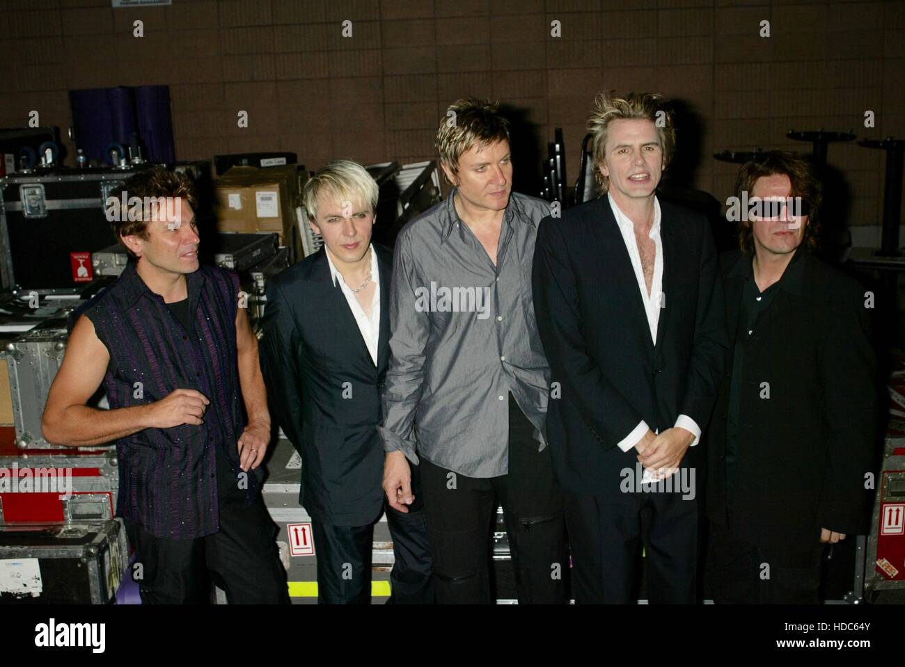 Le groupe de rock Duran Duran, avec Andy Taylor, Nick Rhodes, Simon le bon, John Taylor et Roger Taylor arrivent au Roxy à West Hollywood, Californie, le 15 juillet 2003. Photo de Francis Specker Banque D'Images