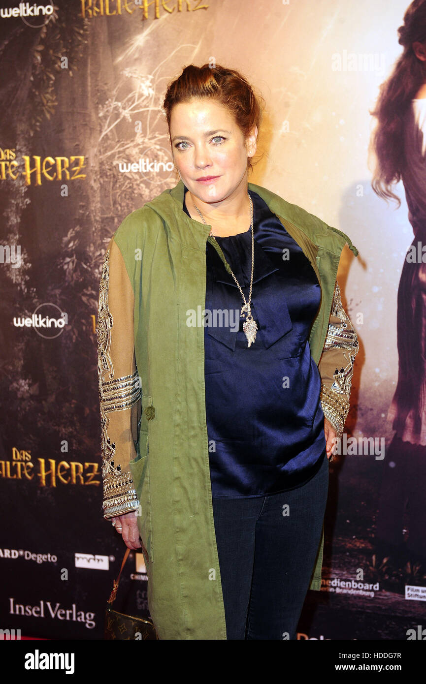 Muriel Baumeister Banque D Image Et Photos Page 2 Alamy