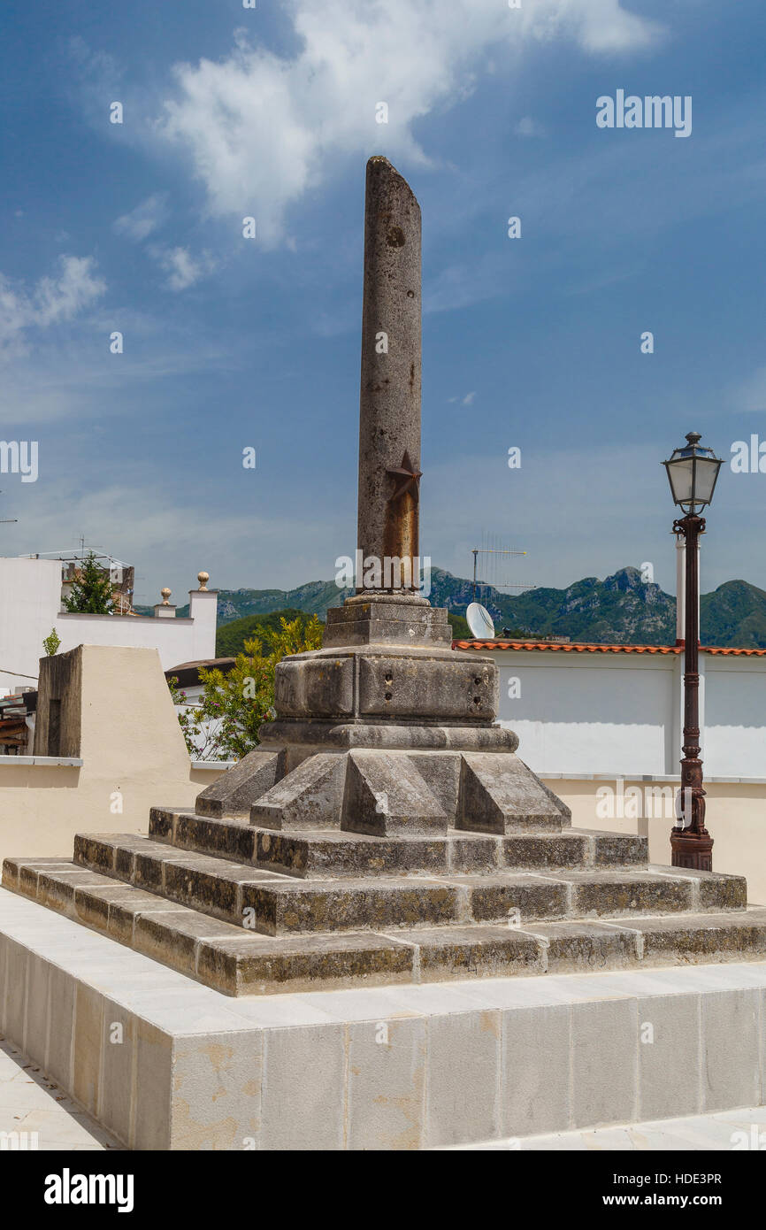 L'Umberto 1er, roi d'Italie, Memorial dans Via Lacco, Ravello, Italie. Construit en 1904, s'installe à la place du Duomo Via Lacco en 1930. Banque D'Images