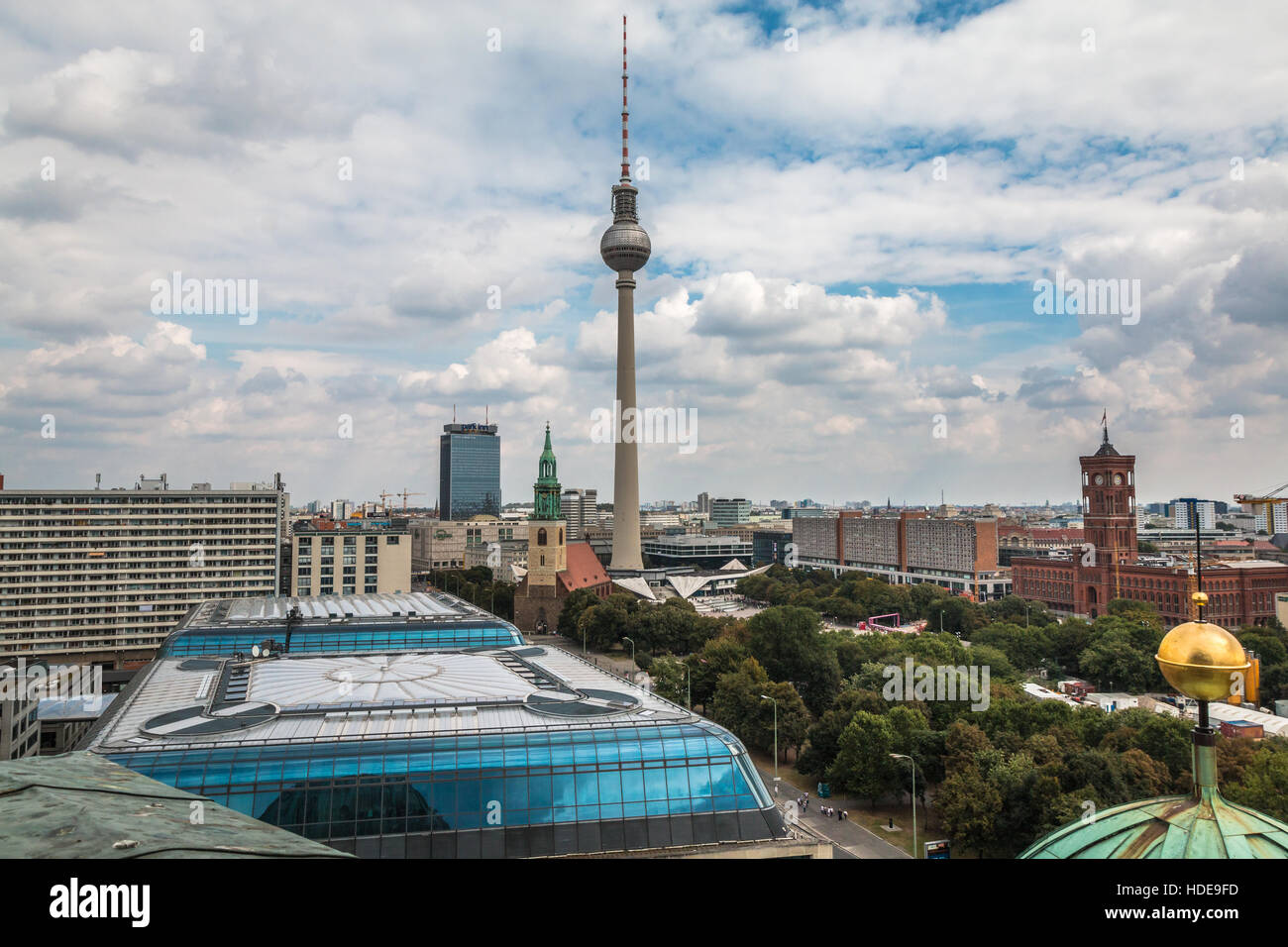 La tour de télévision à Berlin Allemagne Banque D'Images