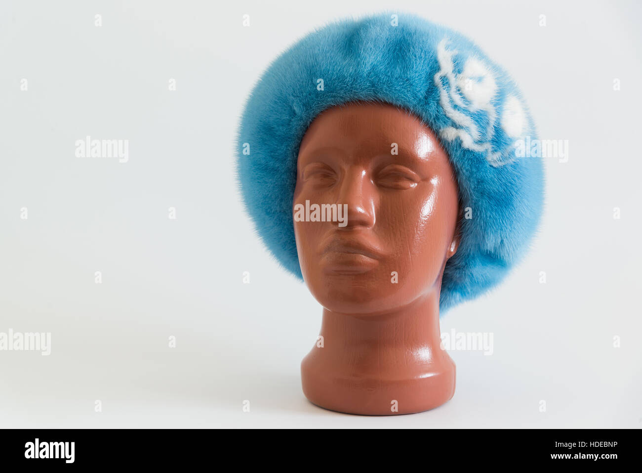 Béret En Véritable Vison Noir - Taille Unique - Marque HaT - Neuf Sans étiquette