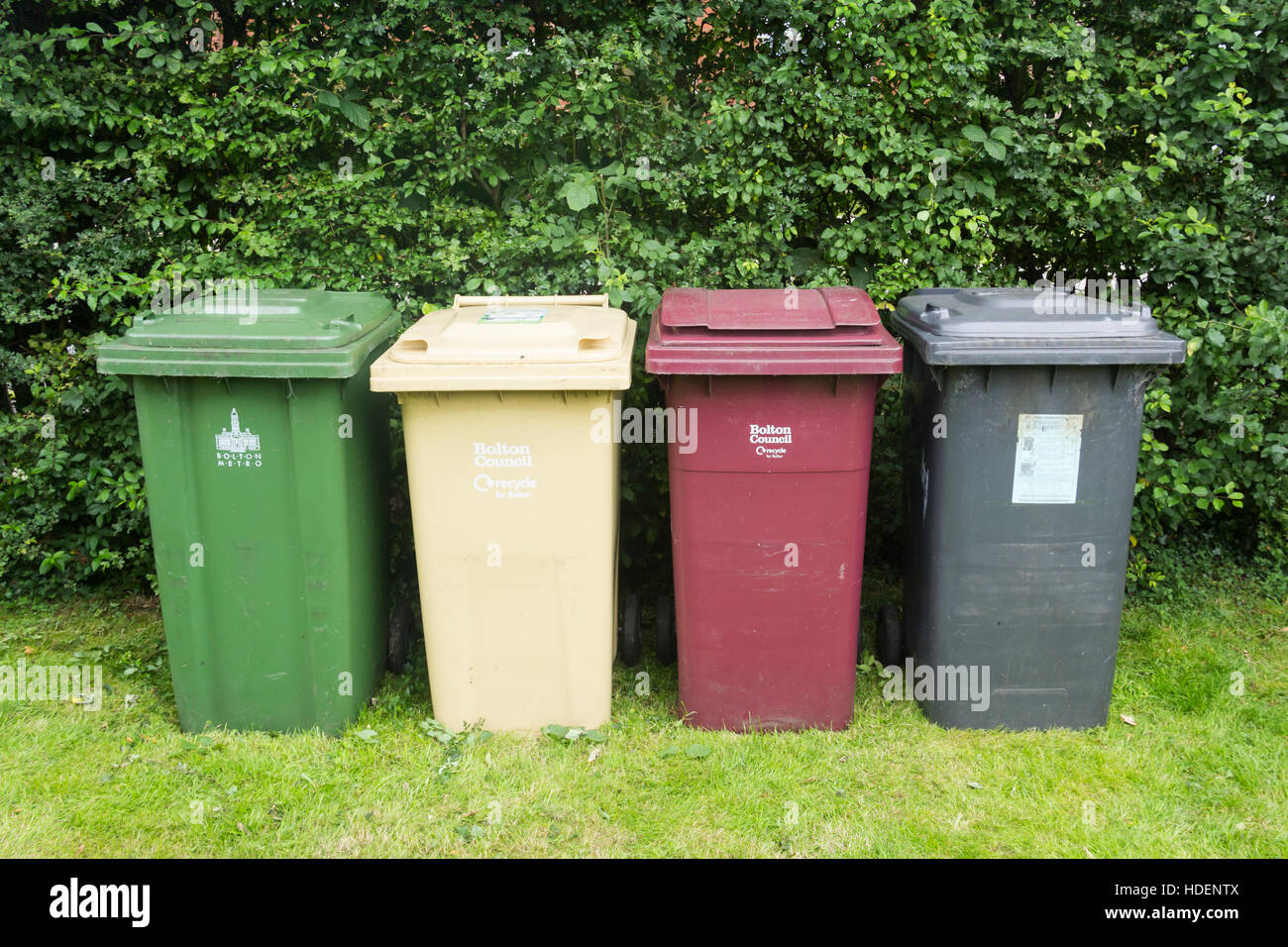 Le Conseil municipal de Bolton les déchets urbains et les bacs de