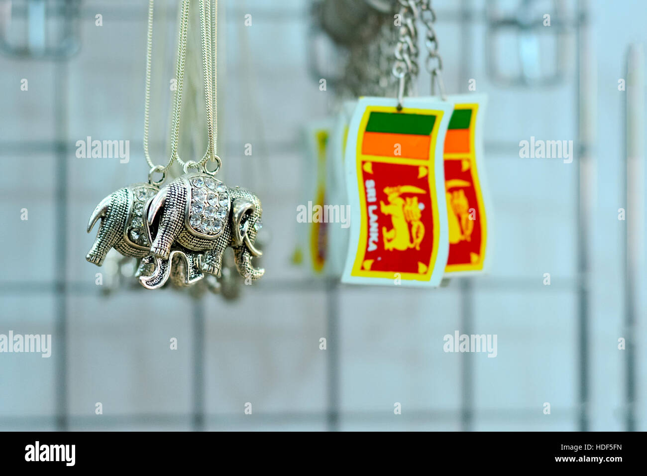 Les marchandises d'artisanat traditionnel sri-lankais cadeaux et souvenirs Banque D'Images