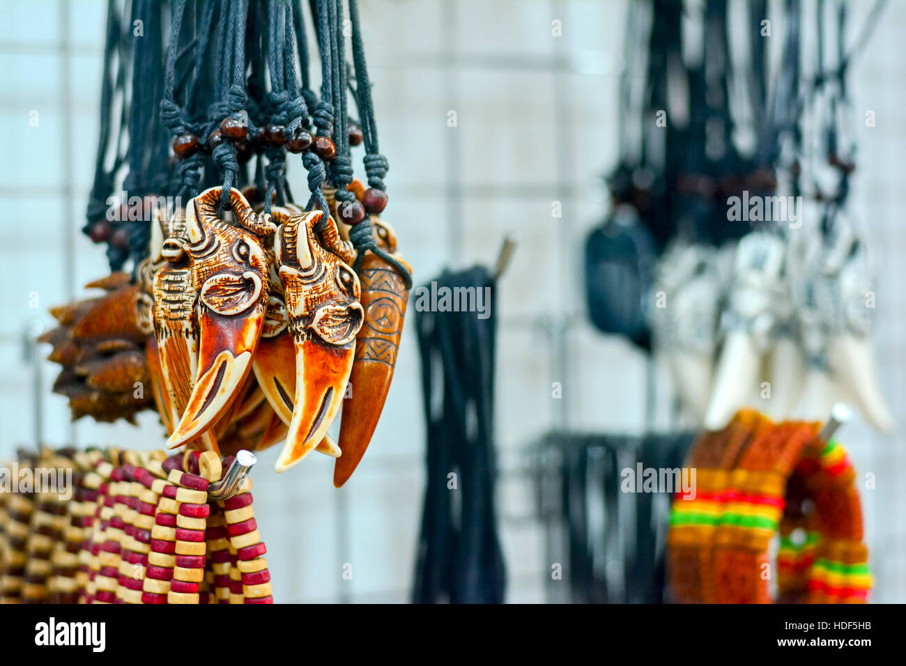 Les marchandises d'artisanat traditionnel sri-lankais cadeaux et souvenirs Banque D'Images