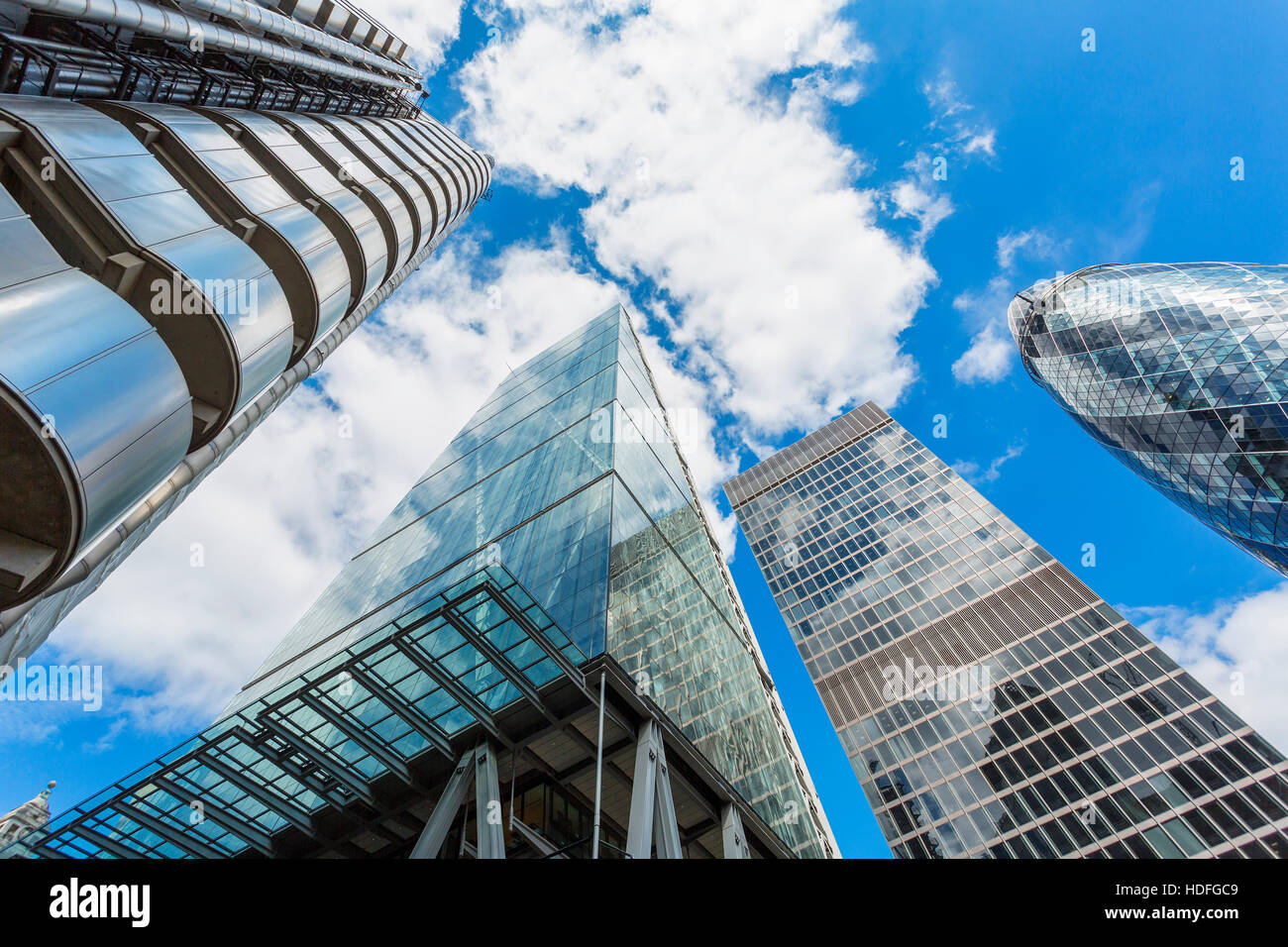 Skyscrapers in City of London,( la Lloyds de Londres, Tower 42, Aviva et le Gherkin) Banque D'Images