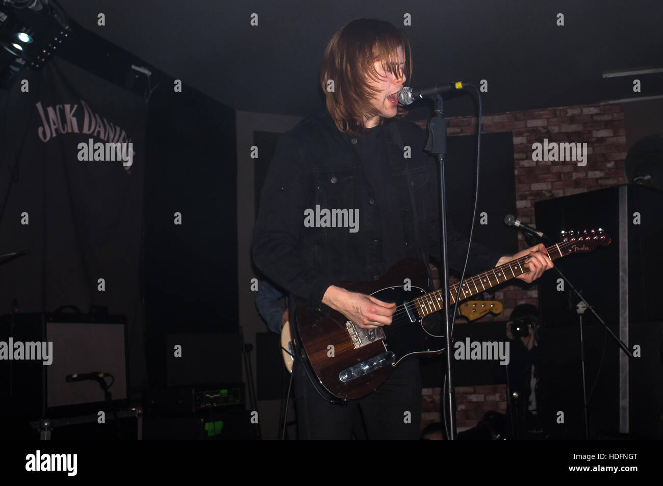 Londres, Royaume-Uni. 11Th Feb 2016. Indie rock Les Amazones en concert pour ce sentiment. nuit club Les Amazones est un groupe de Lecture constitué de : Chris Alderton (guitare), Matt Thompson (chant), Elliot Briggs (basse) et Joe Emmet (batterie). © Alberto Pezzali/Pacific Press/Alamy Live News Banque D'Images