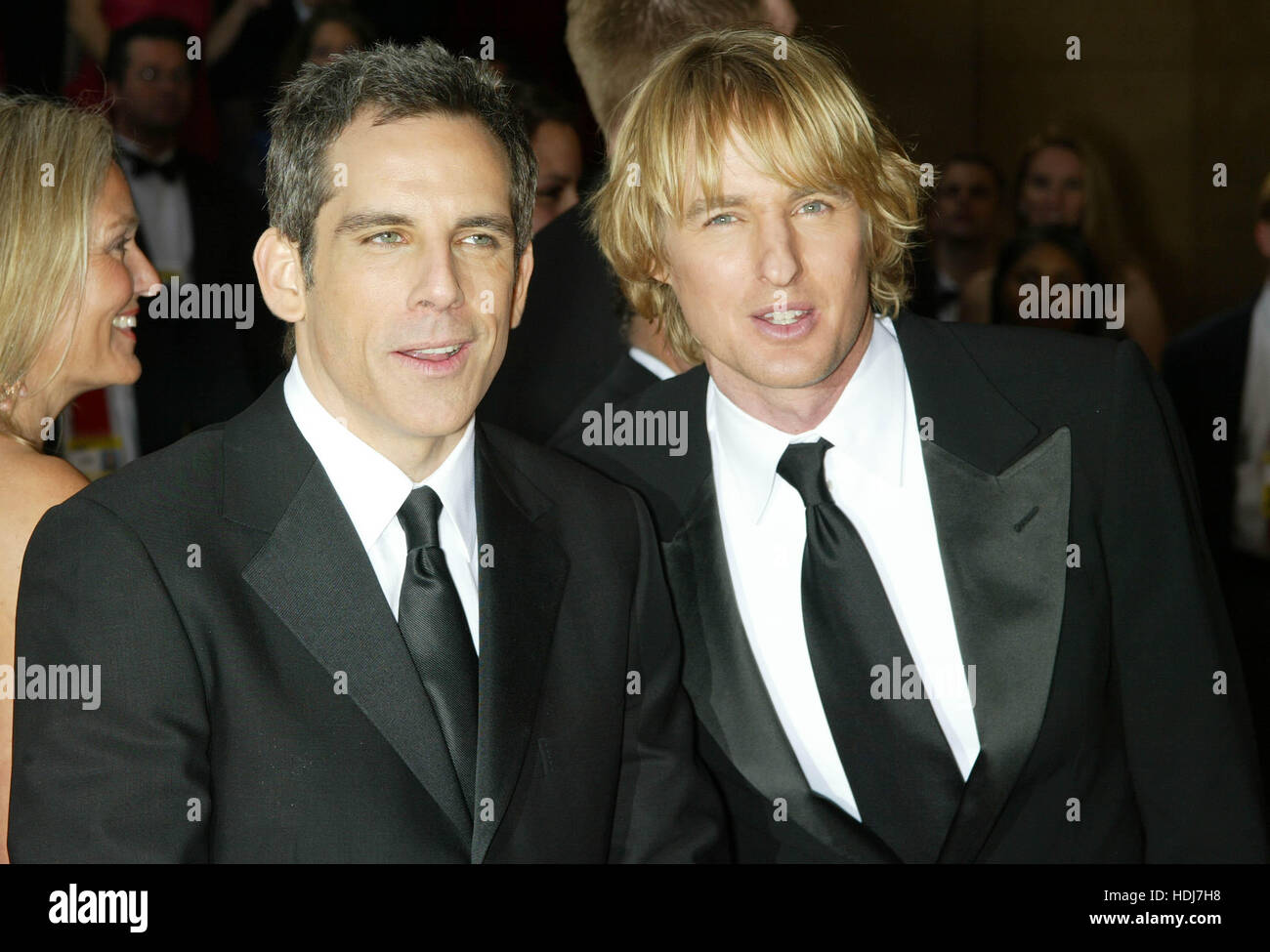 Ben Stiller, gauche, et Owen Wilson à l'Academy Awards à Hollywood, Californie le 29 février 2004. Crédit photo : Francis Specker Banque D'Images