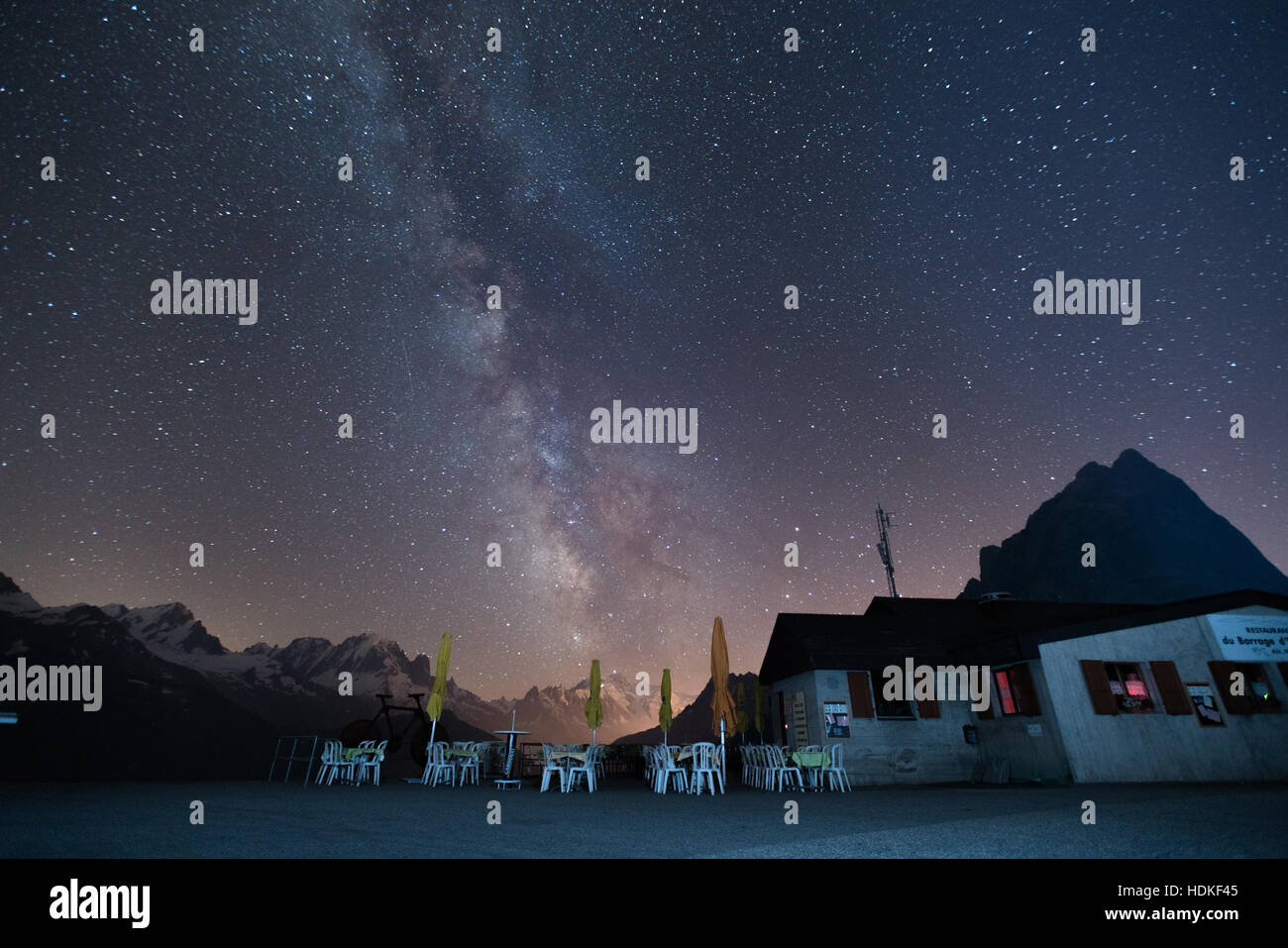 Vue nocturne de la montagne Banque D'Images