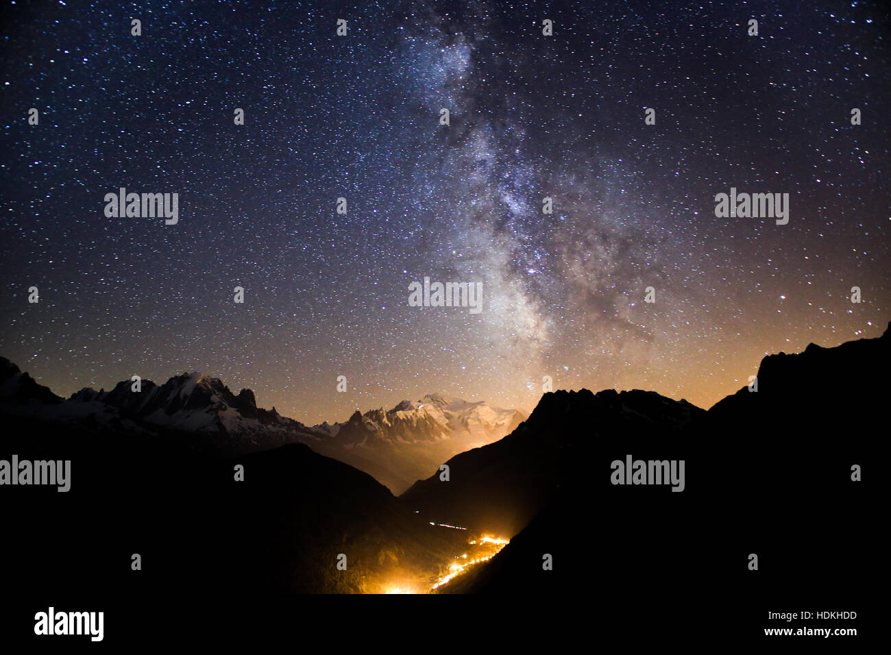 Vue nocturne de la montagne Banque D'Images