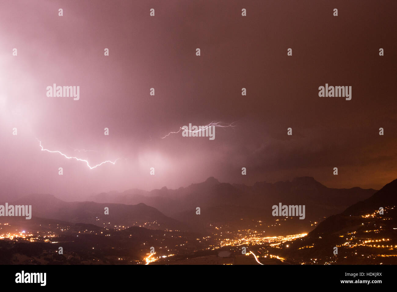 Orage sur la vallée de l'Arve Banque D'Images