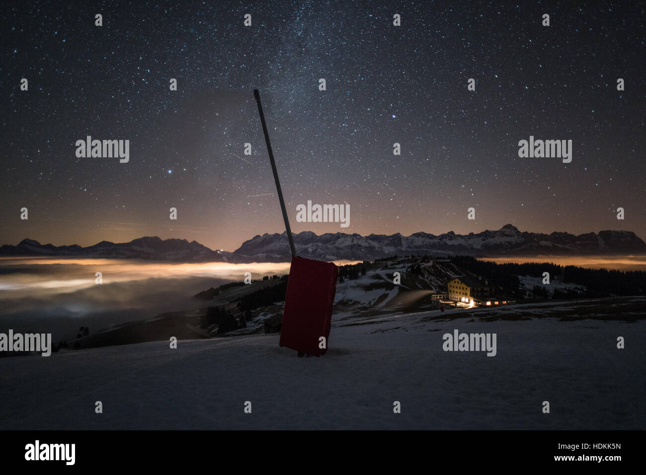 Station de ski de Saint Gervais Mont Blanc par nuit Banque D'Images
