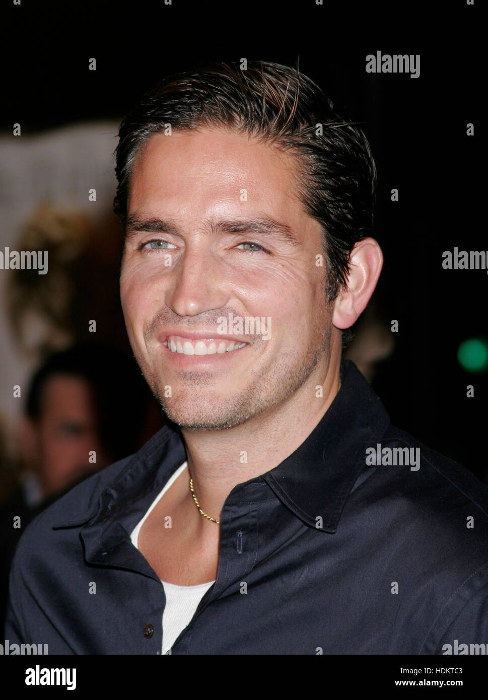 L'acteur James Caviezel arrive comme un invité à la 16 Novembre 2004 Los Angeles première du film, 'Alexander', au Grauman's Chinese Theatre. Le film de Warner Bros. sera publié aux États-Unis le 24 novembre. Photo par Francis Specker Banque D'Images