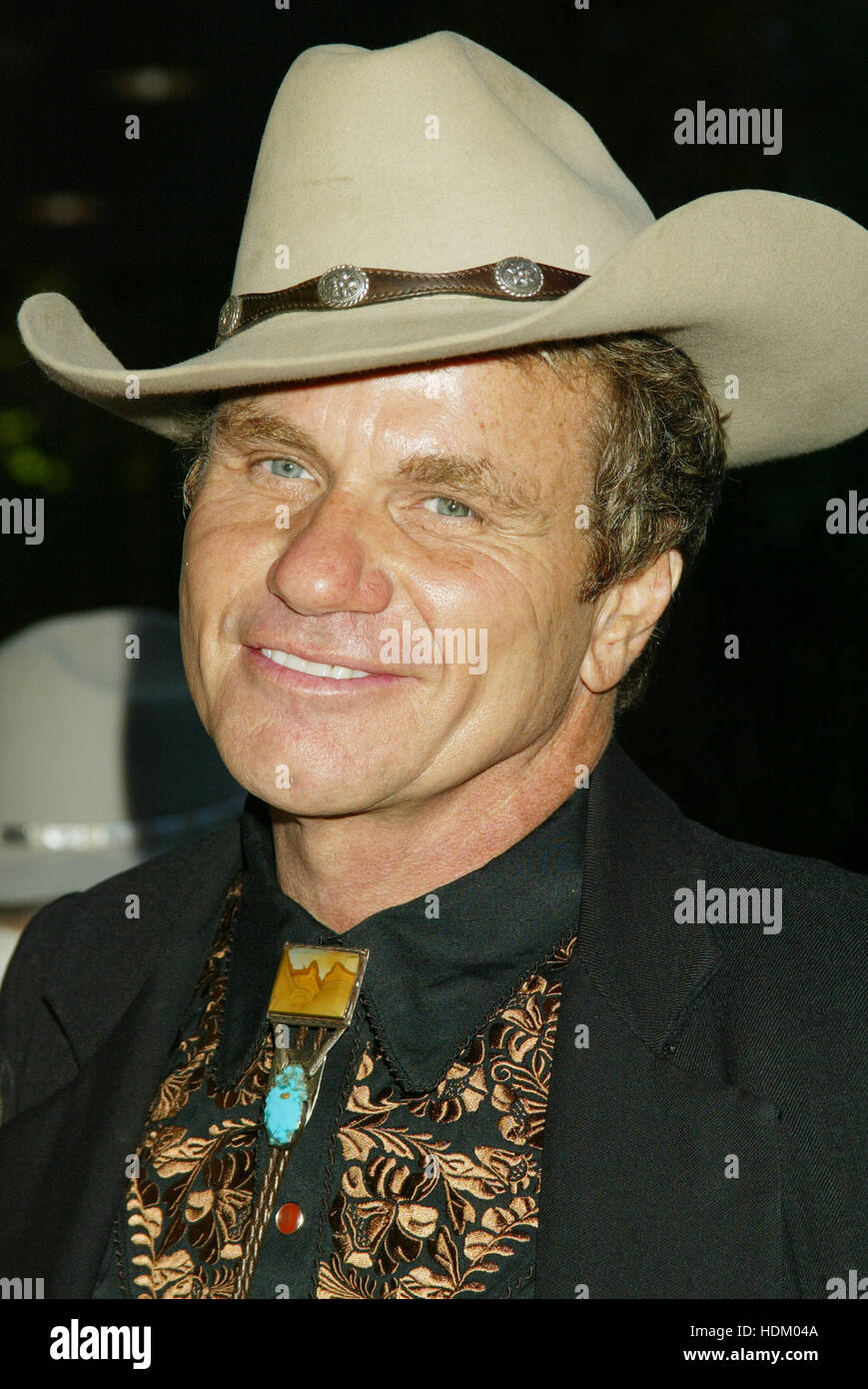 Acteur Martin Kove au 22e Soulier d'Awards à Los Angeles le 7 août 2004. Le Golden Boot Awards ont été créés en 1982 pour reconnaître les artistes interprètes ou exécutants, stunt, producteurs et réalisateurs qui ont fait progresser la tradition de l'Ouest sur le cinéma et la télévision. Photo par Francis Specker Banque D'Images