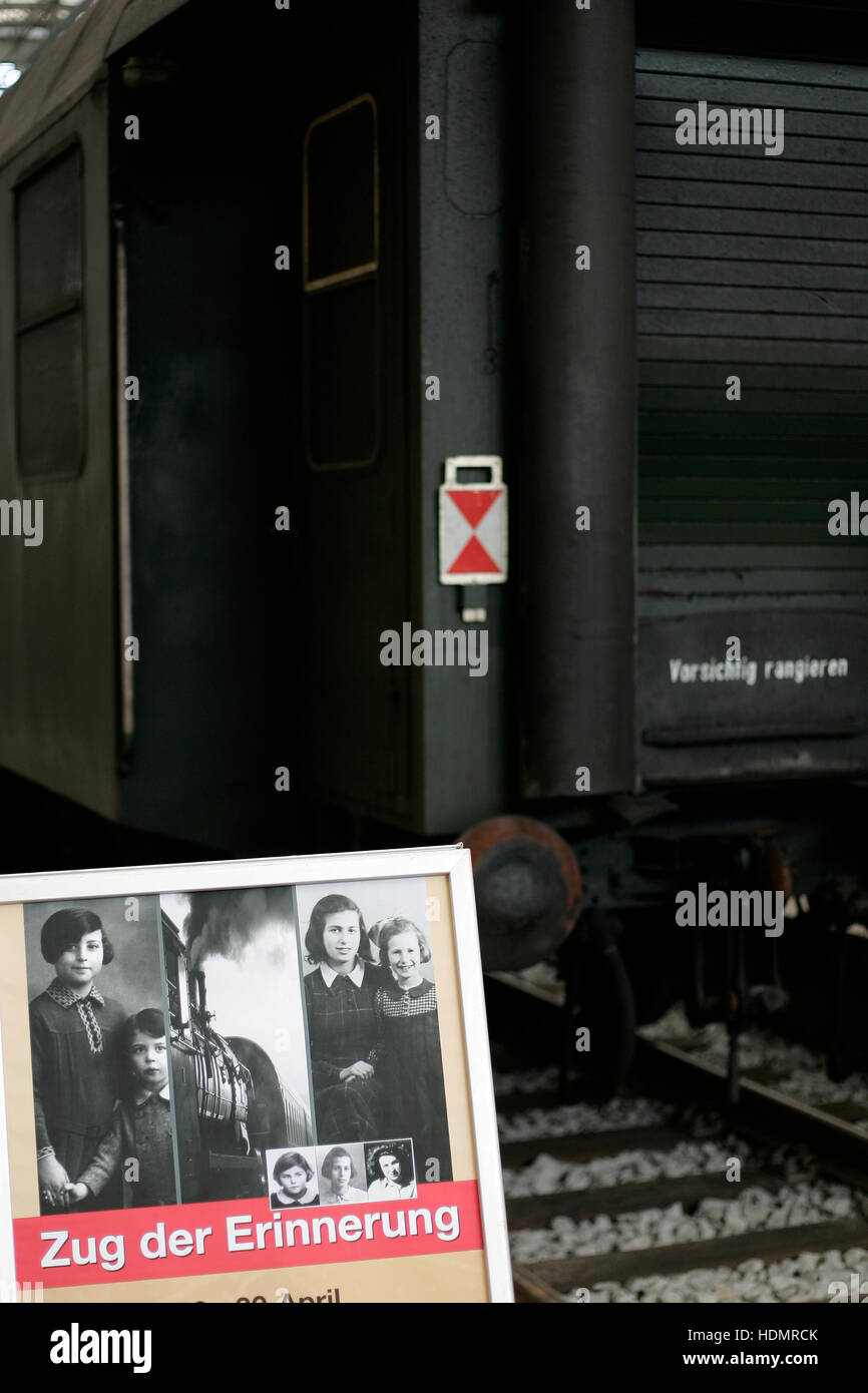 Zug der Erinnerung, train du Souvenir, à la gare centrale de Dresde, Saxe Banque D'Images
