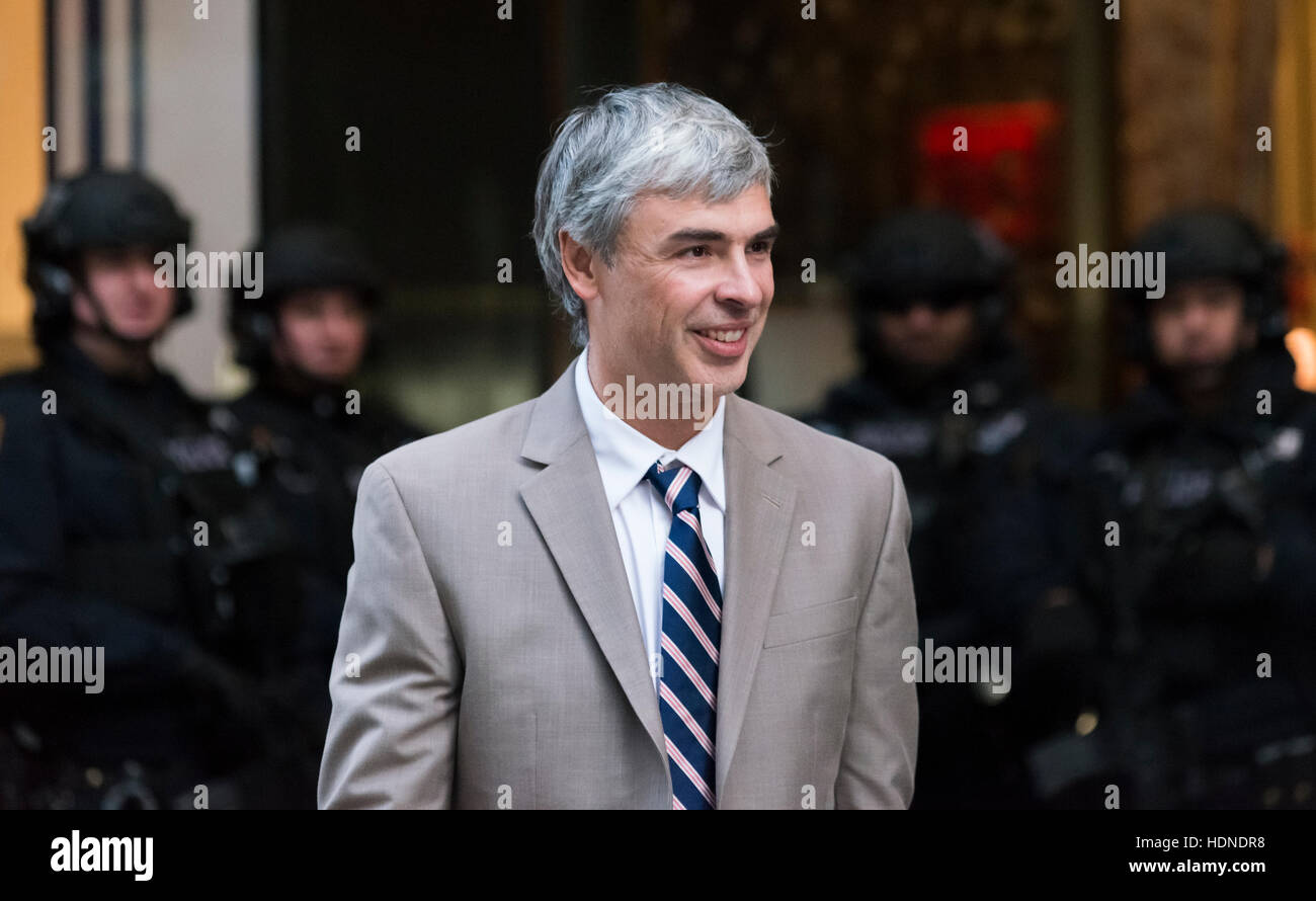 New York, USA. 14 Décembre, 2016. Larry Page PDG Alphabet est perçu à l'extérieur de Trump Tower à New York, NY, USA peu après avoir quitté le bâtiment le 14 décembre 2016. Credit : Albin Lohr-Jones/piscine par CNP Crédit : MediaPunch MediaPunch /Inc/Alamy Live News Banque D'Images